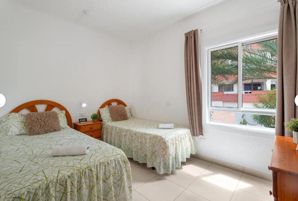 Oasis Beach las Floritas — 2
