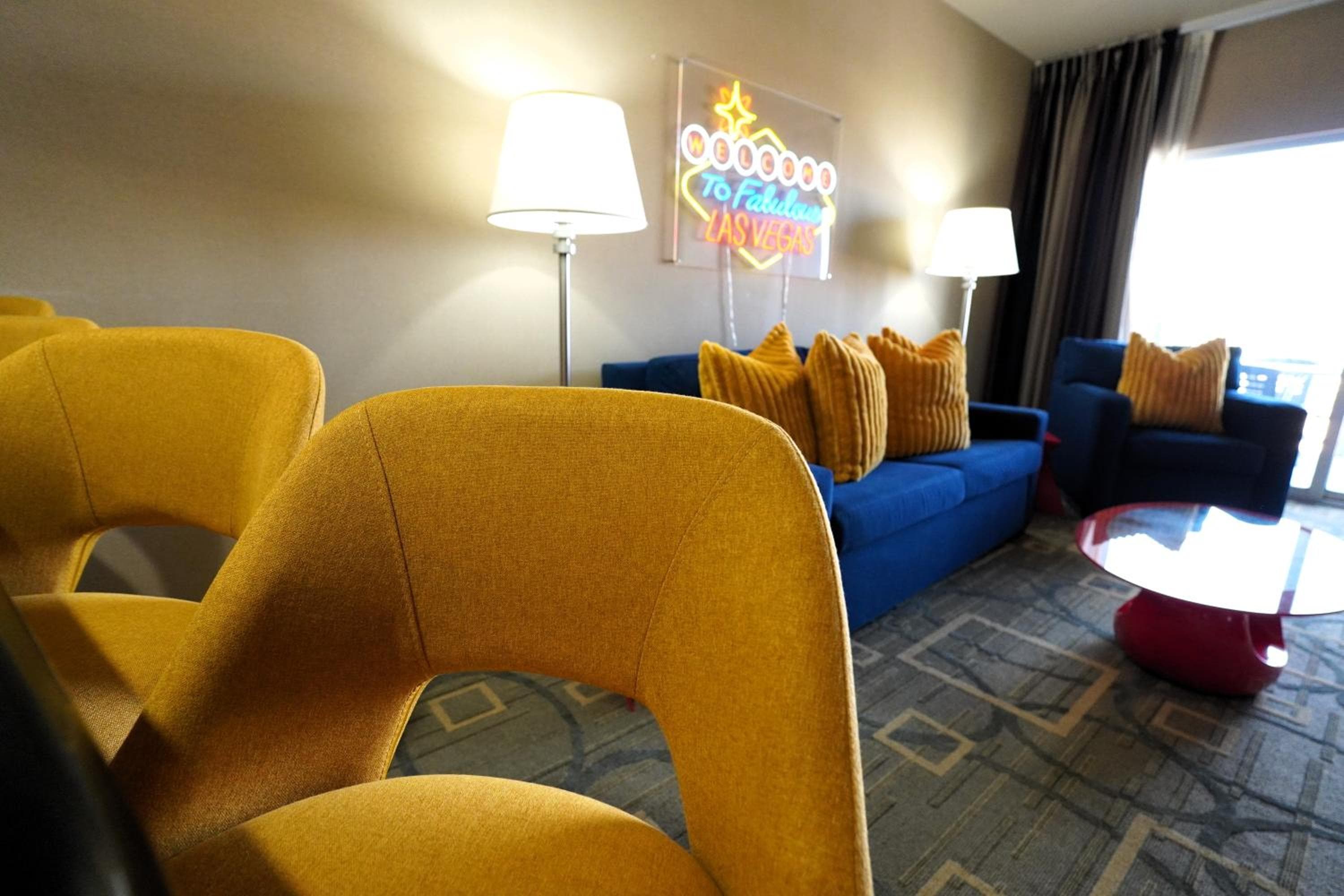 SPHERE IN 4K - Vintage Vegas Condo with Sphere and Strip Views! — 29