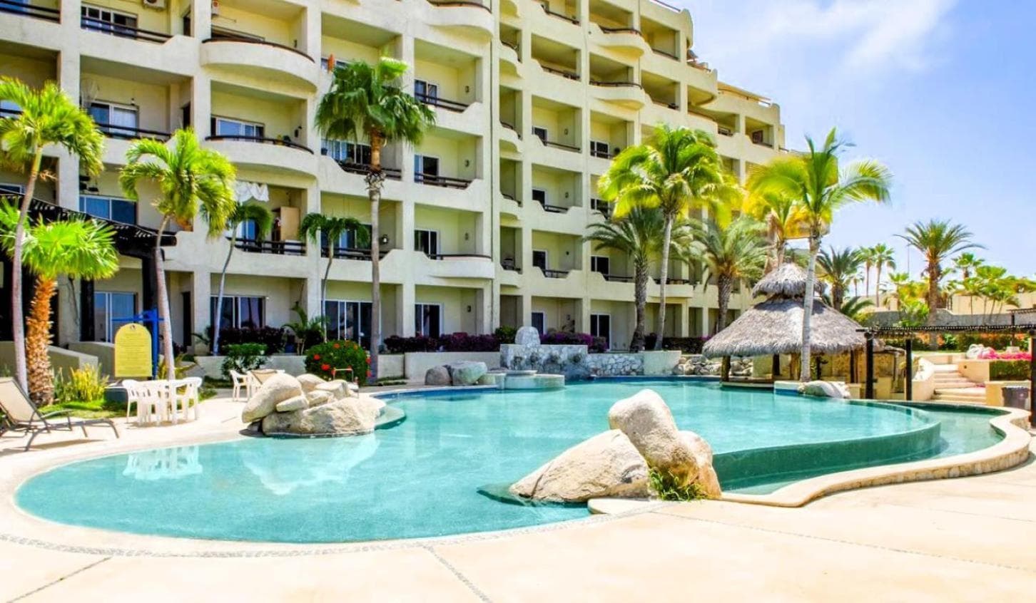 Stunning Views Beach & Lifestyle — 2