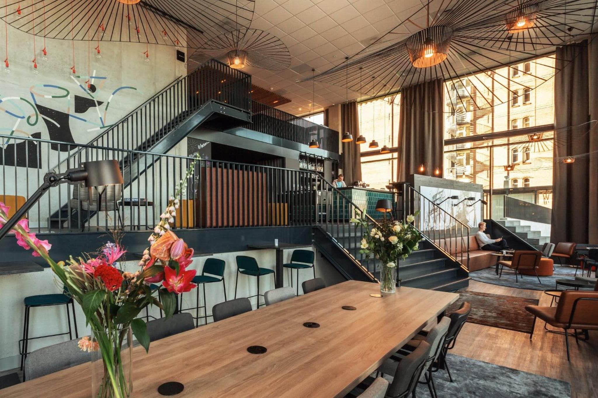 Holiday Inn - the niu, Fender Amsterdam — 22