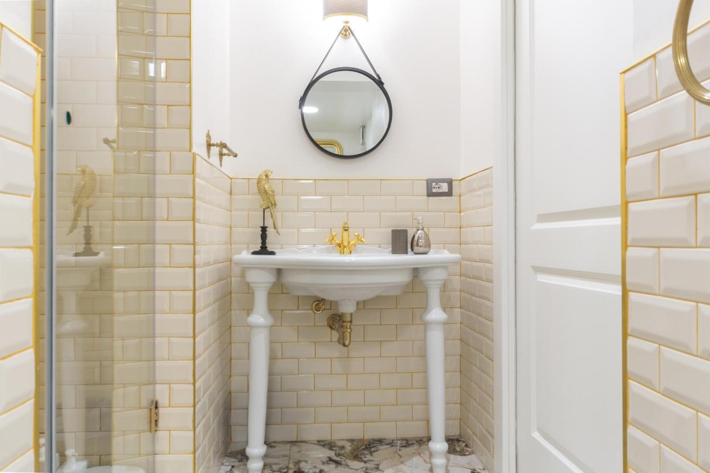 Duomo Smart Suites — 26