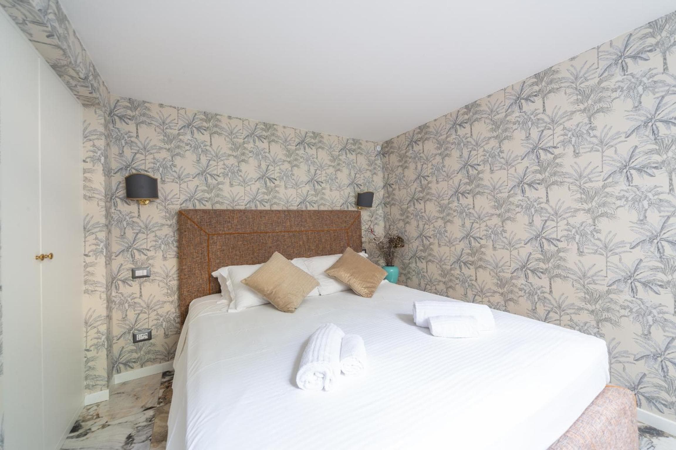 Duomo Smart Suites — 22