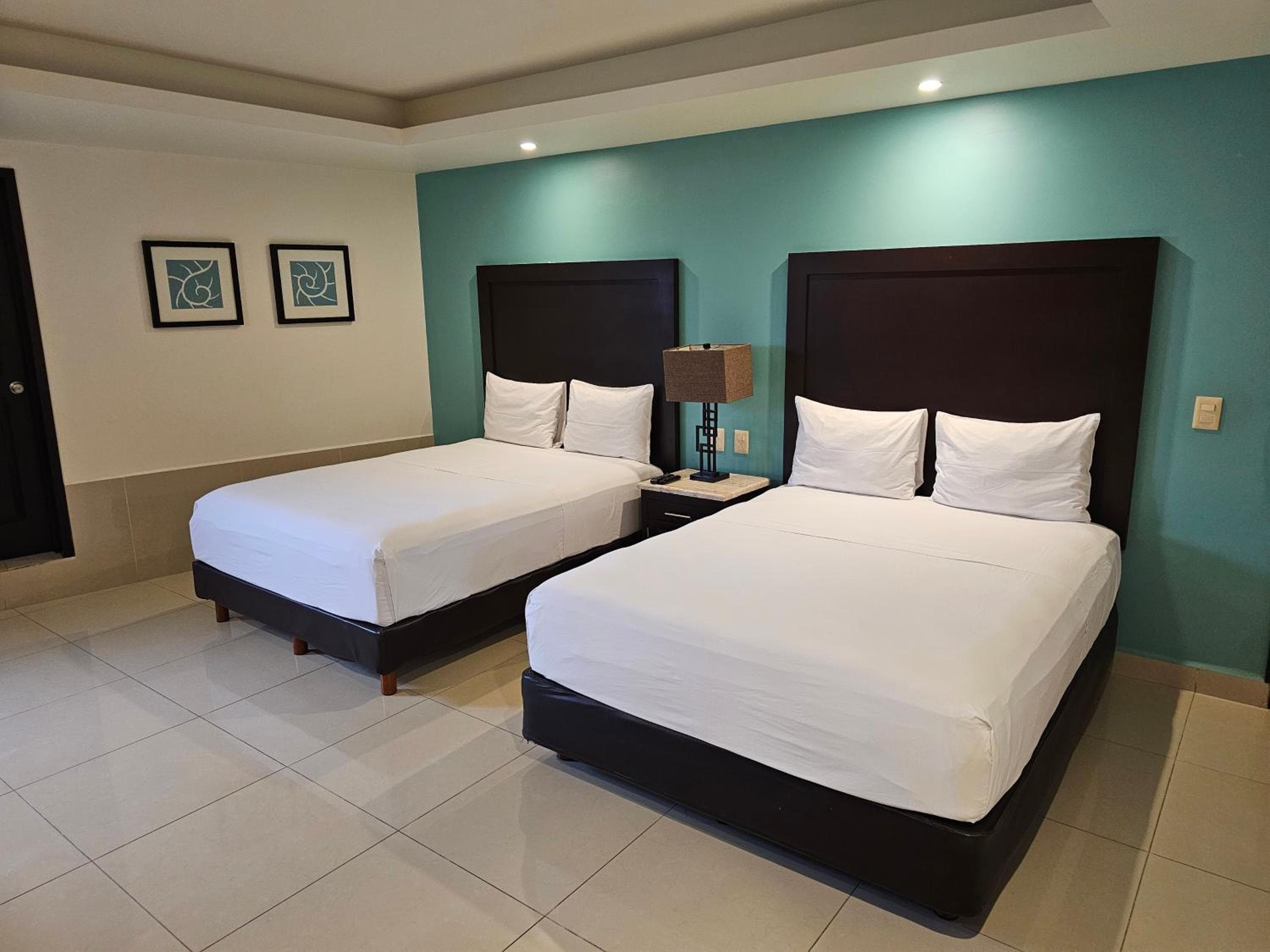 Hotel Maria Elena — 15
