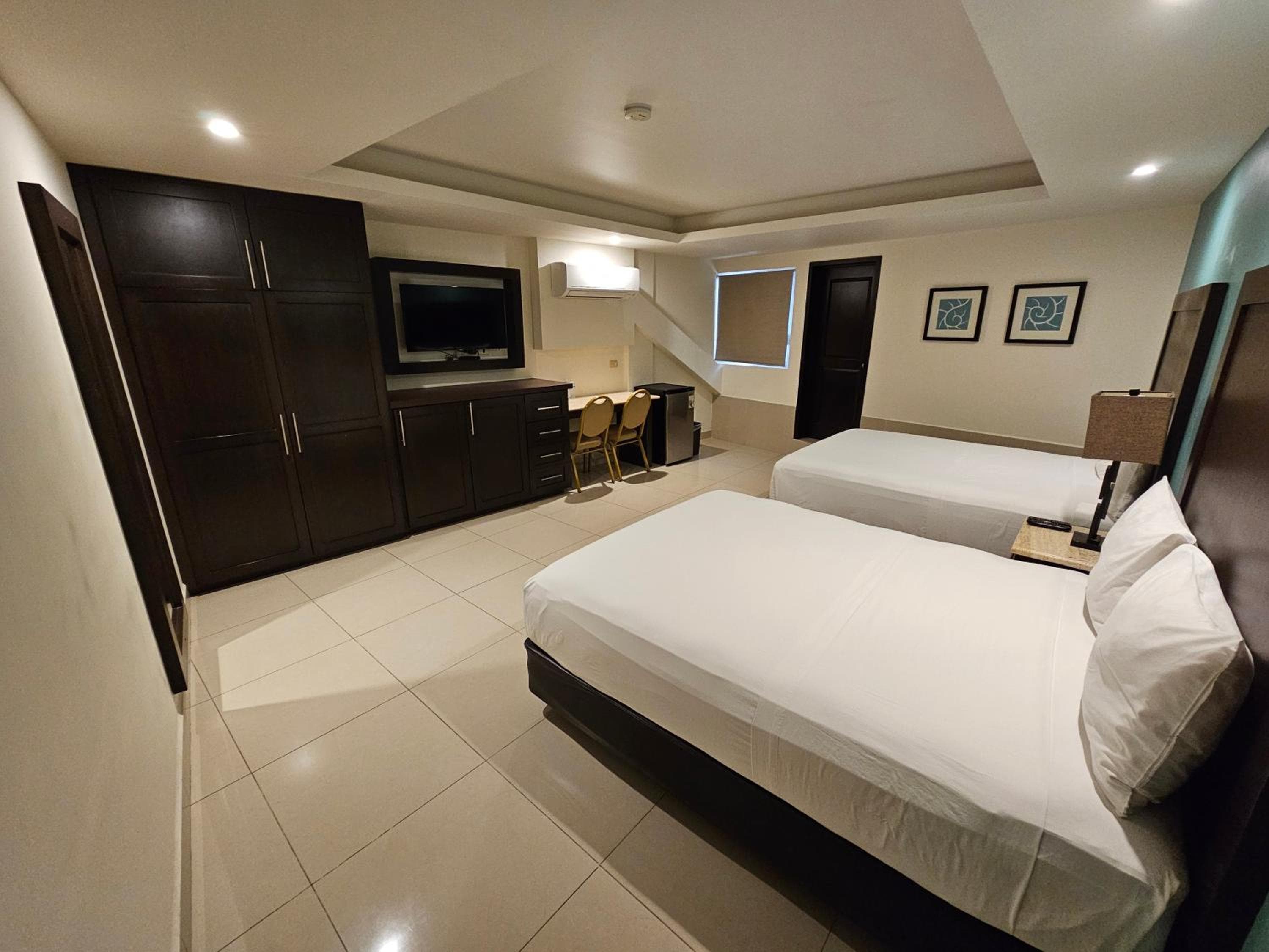 Hotel Maria Elena — 13