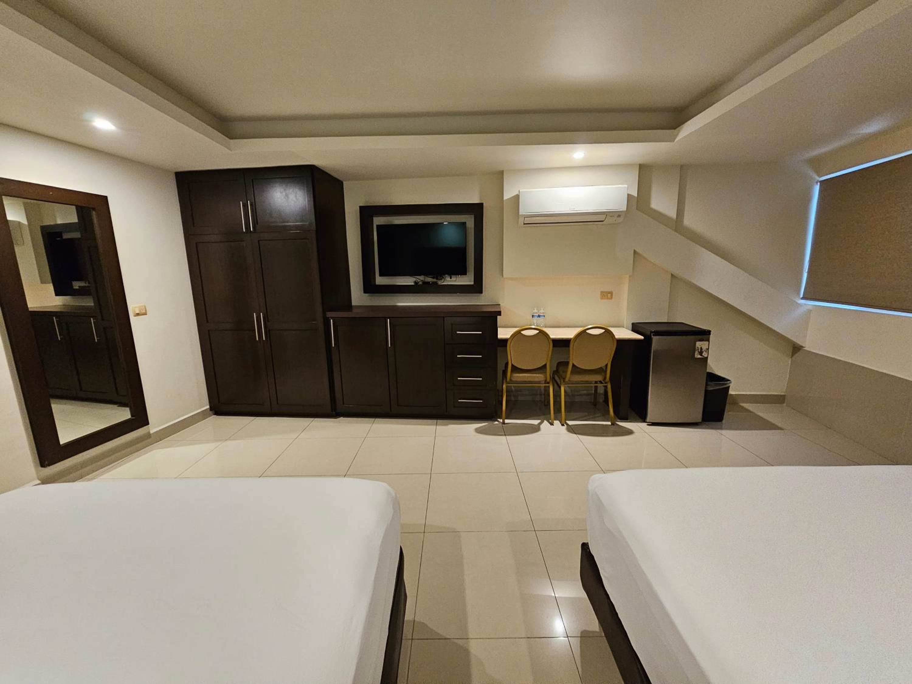 Hotel Maria Elena — 14