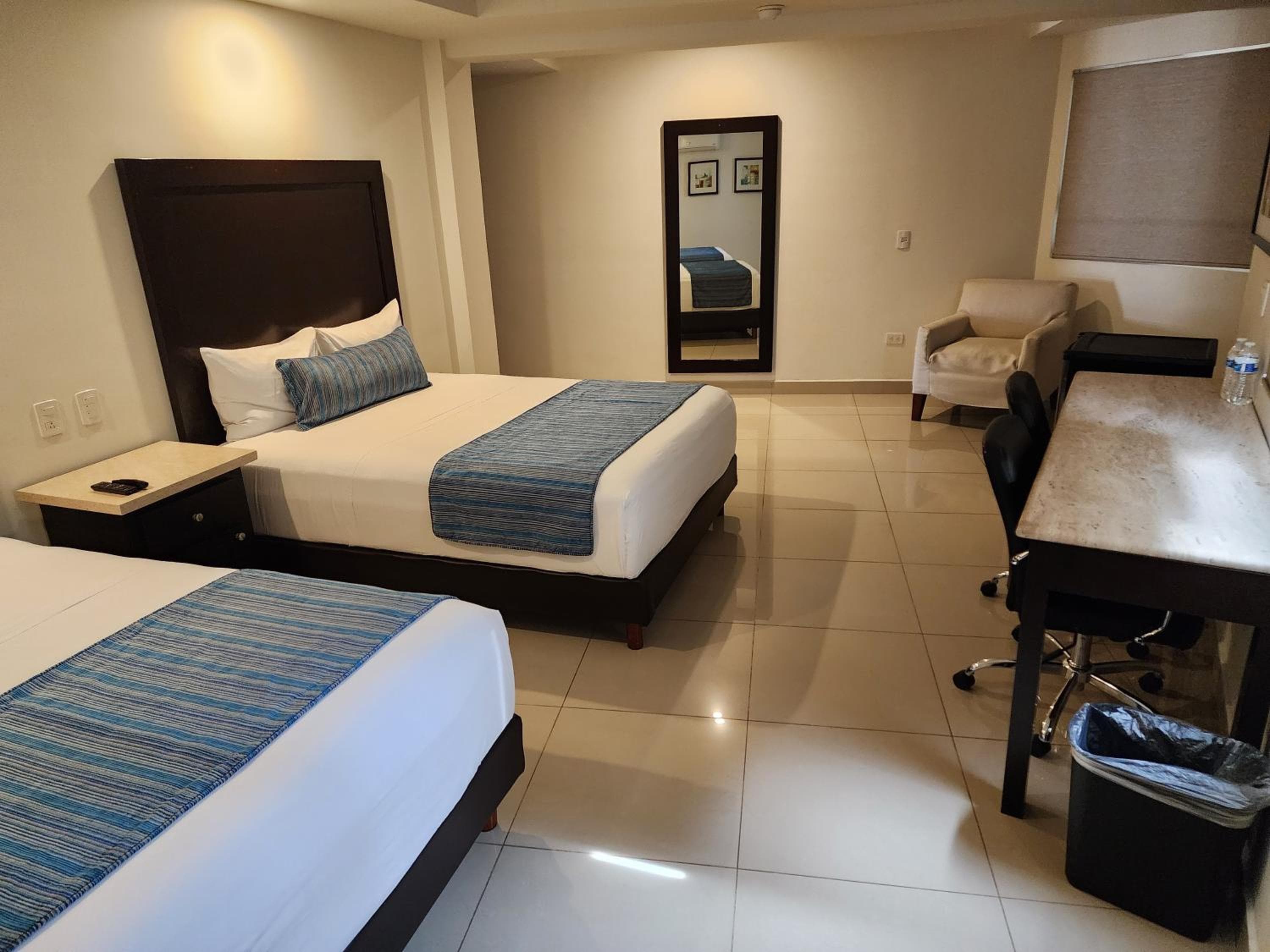 Hotel Maria Elena — 21