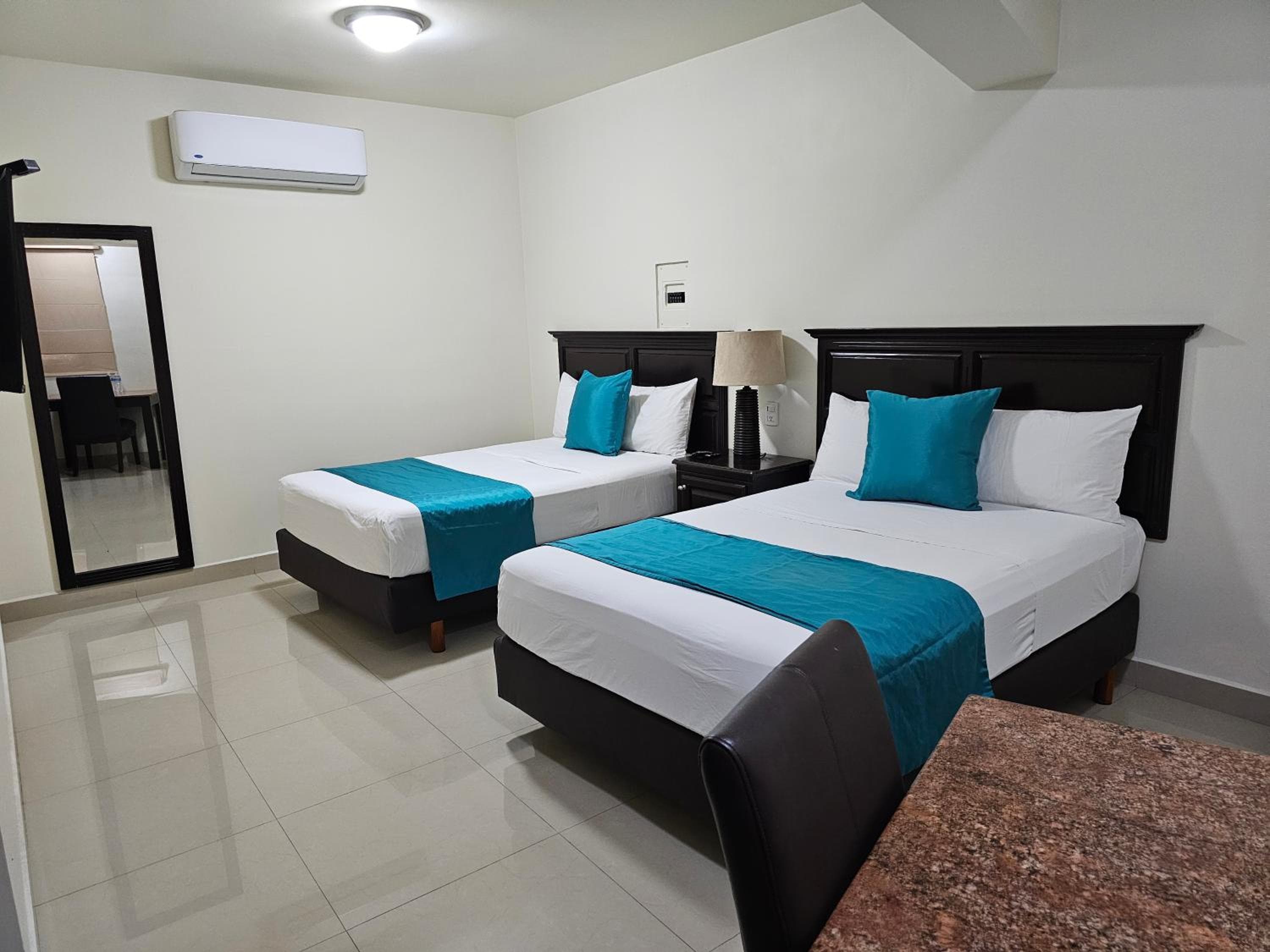 Hotel Maria Elena — 25