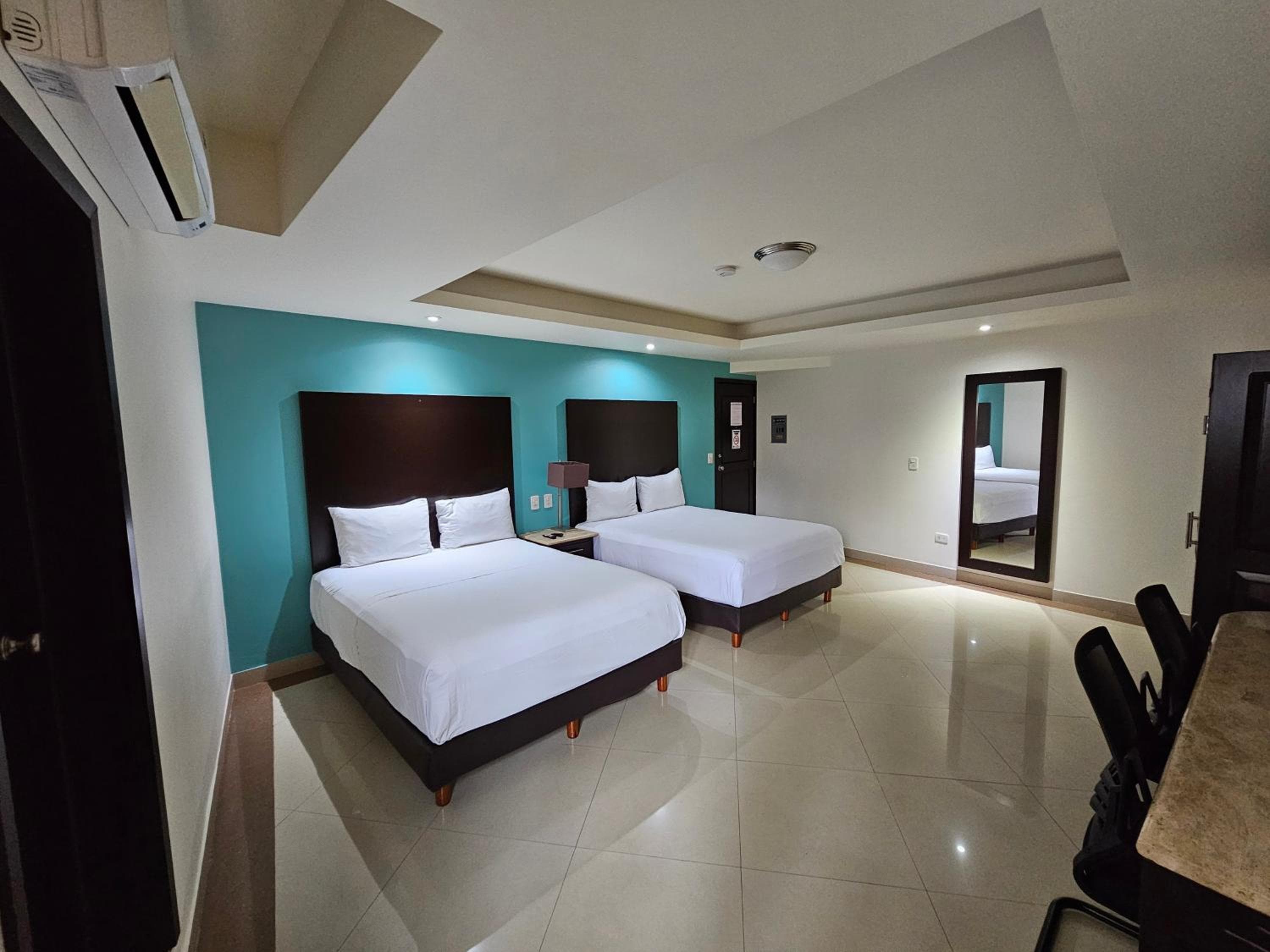 Hotel Maria Elena — 28