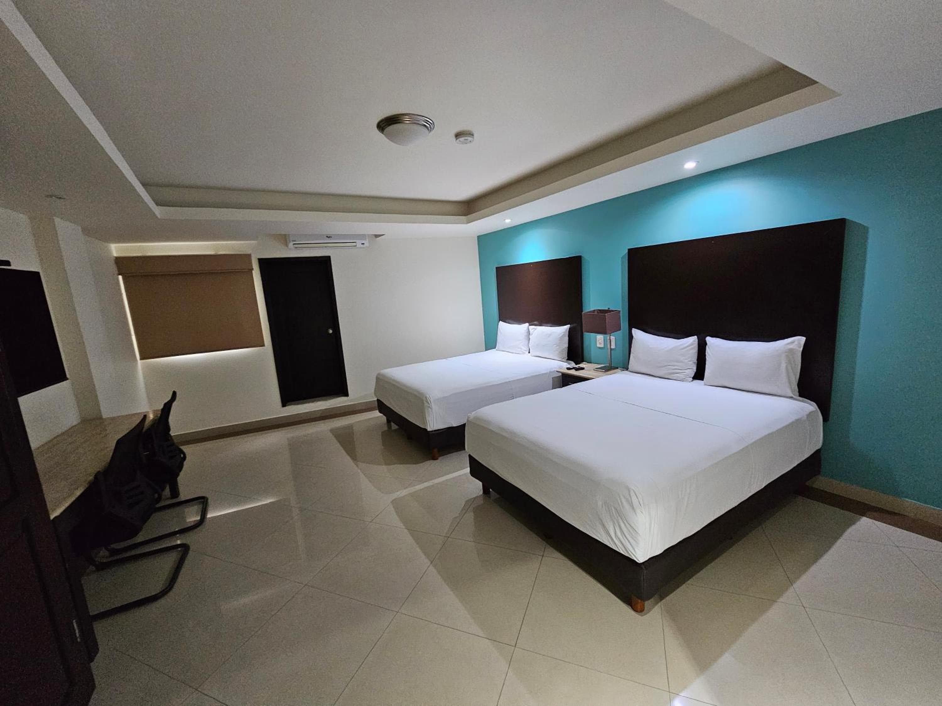 Hotel Maria Elena — 27