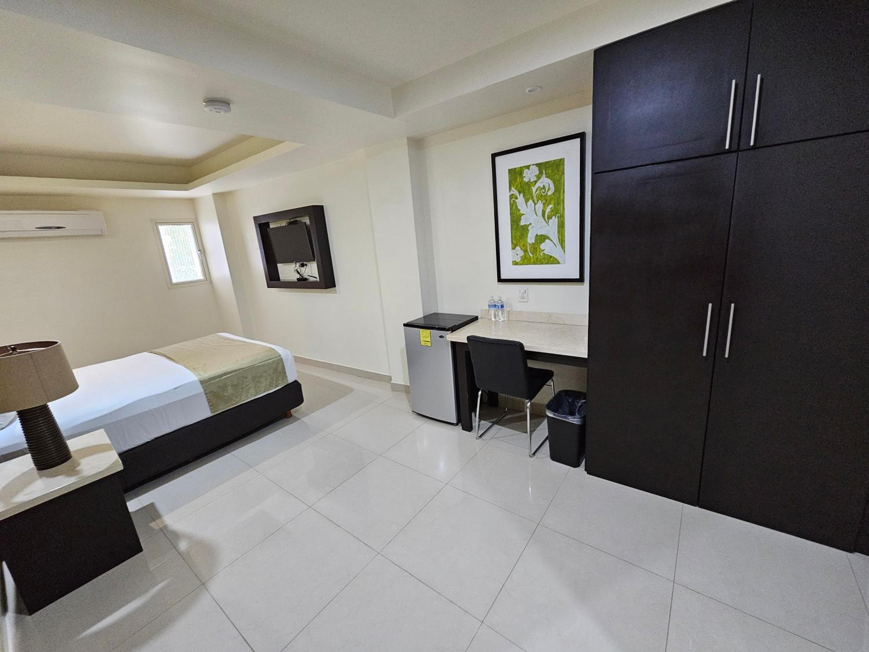 Hotel Maria Elena — 3