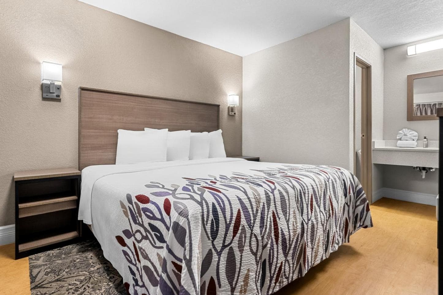 Red Roof Inn Tampa Fairgrounds - Casino — 22