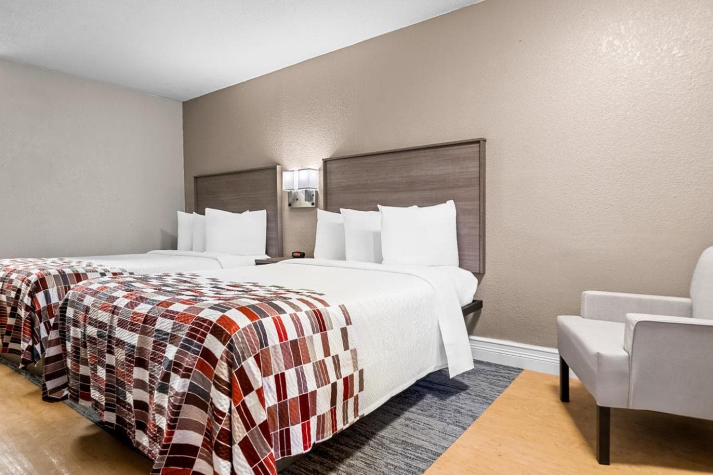 Red Roof Inn Tampa Fairgrounds - Casino — 25
