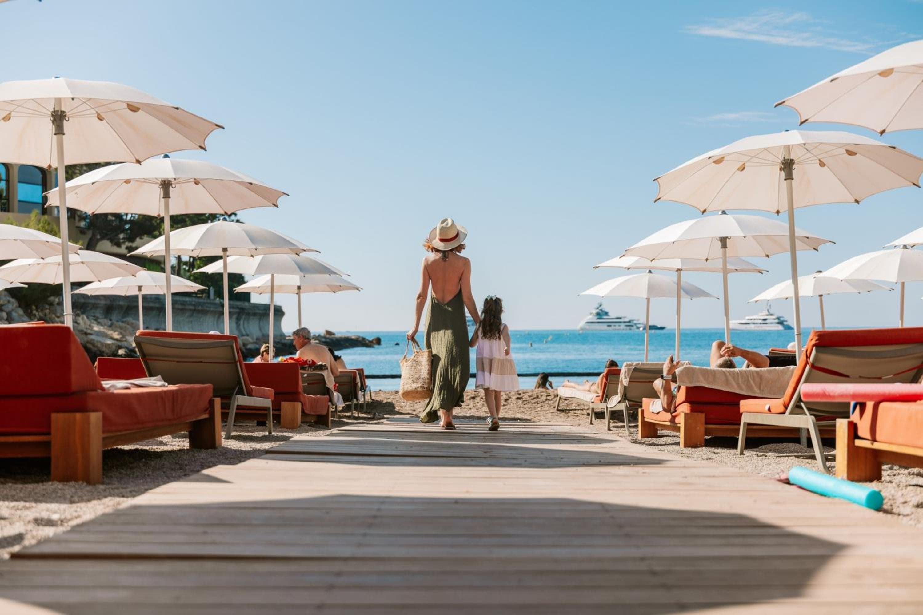 Le Méridien Beach Plaza — 24