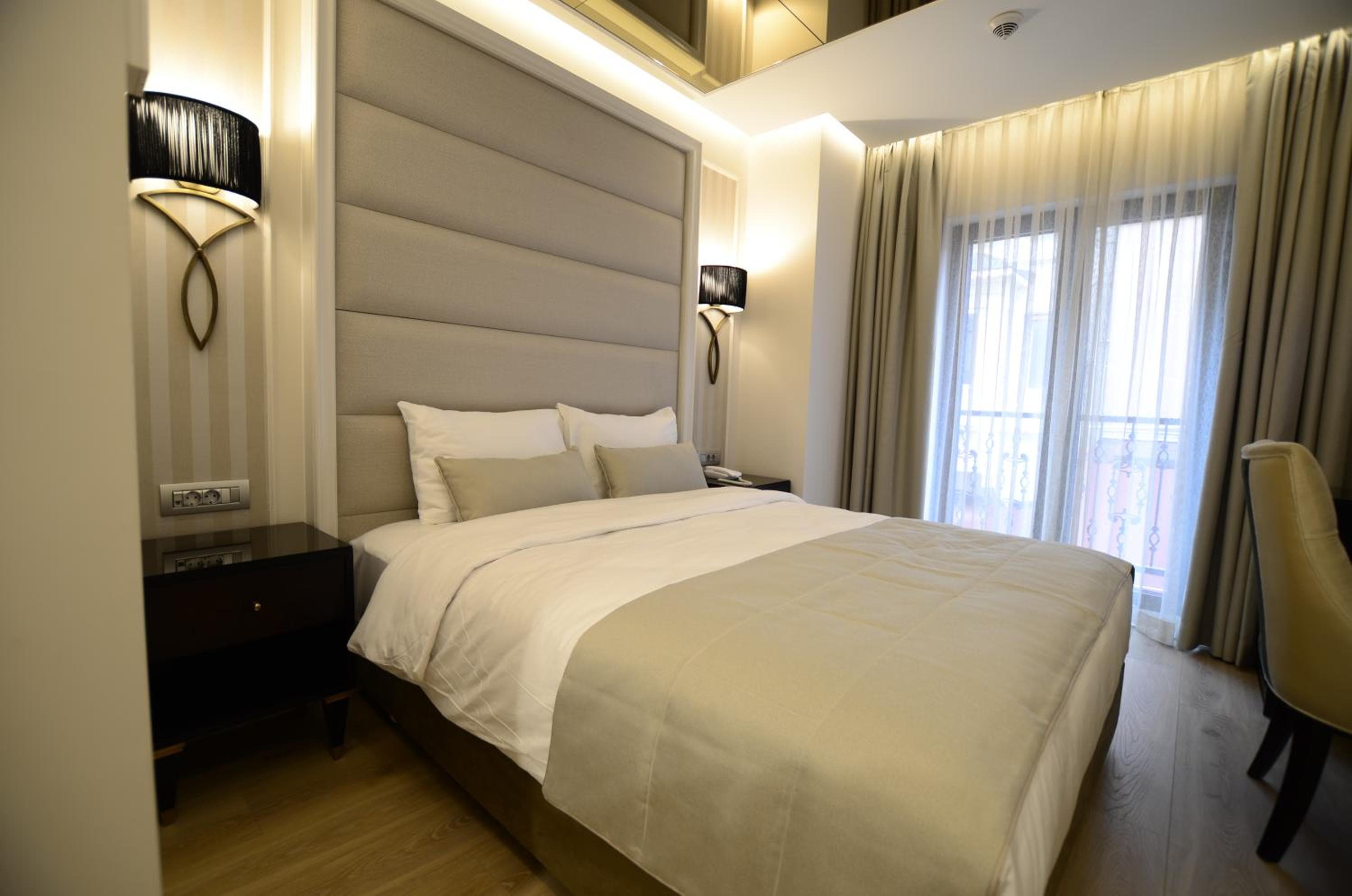 Le Petit Palace Hotel - Special Category — 16