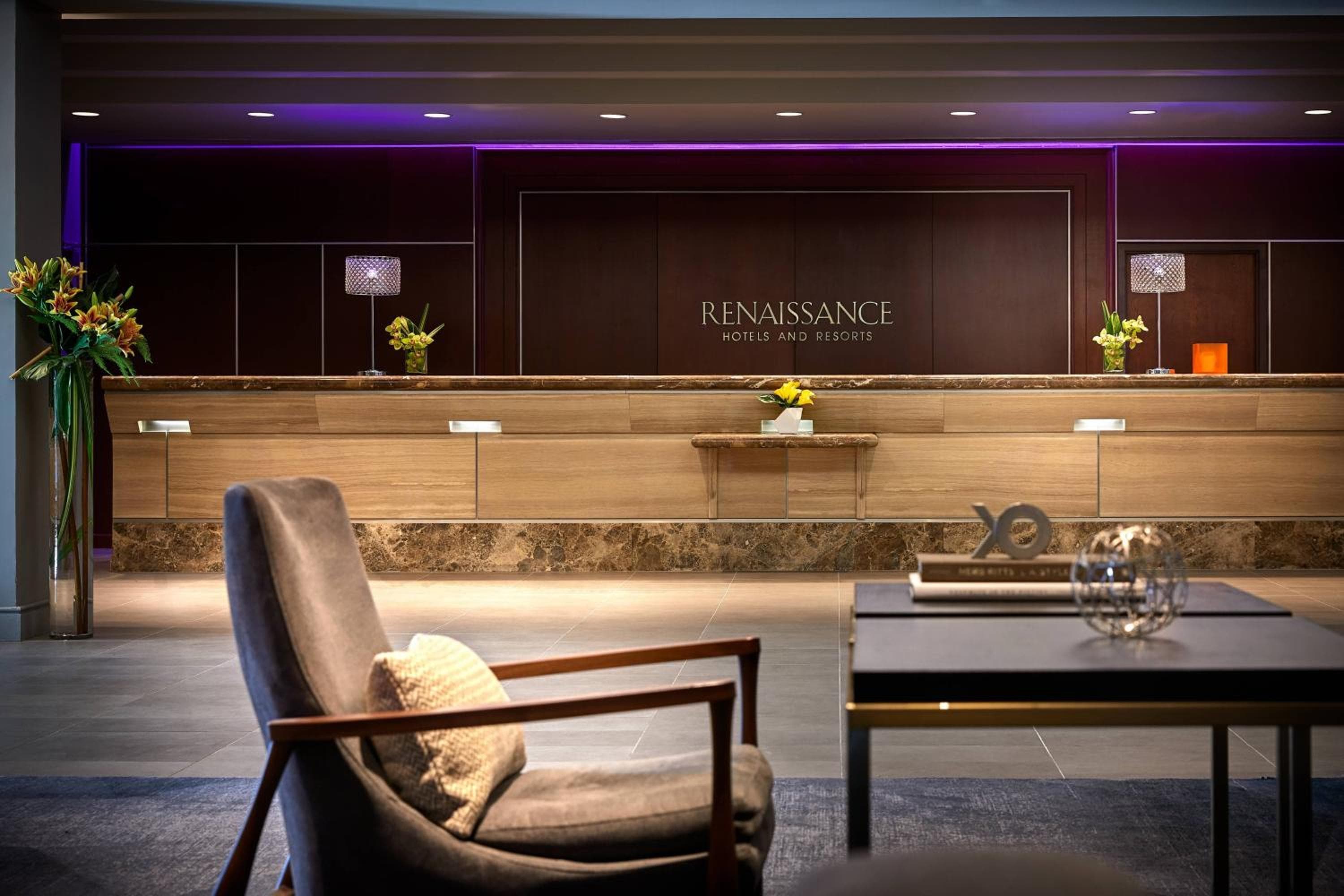 Hotel rinascimentale dell'aeroporto di Los Angeles — 3