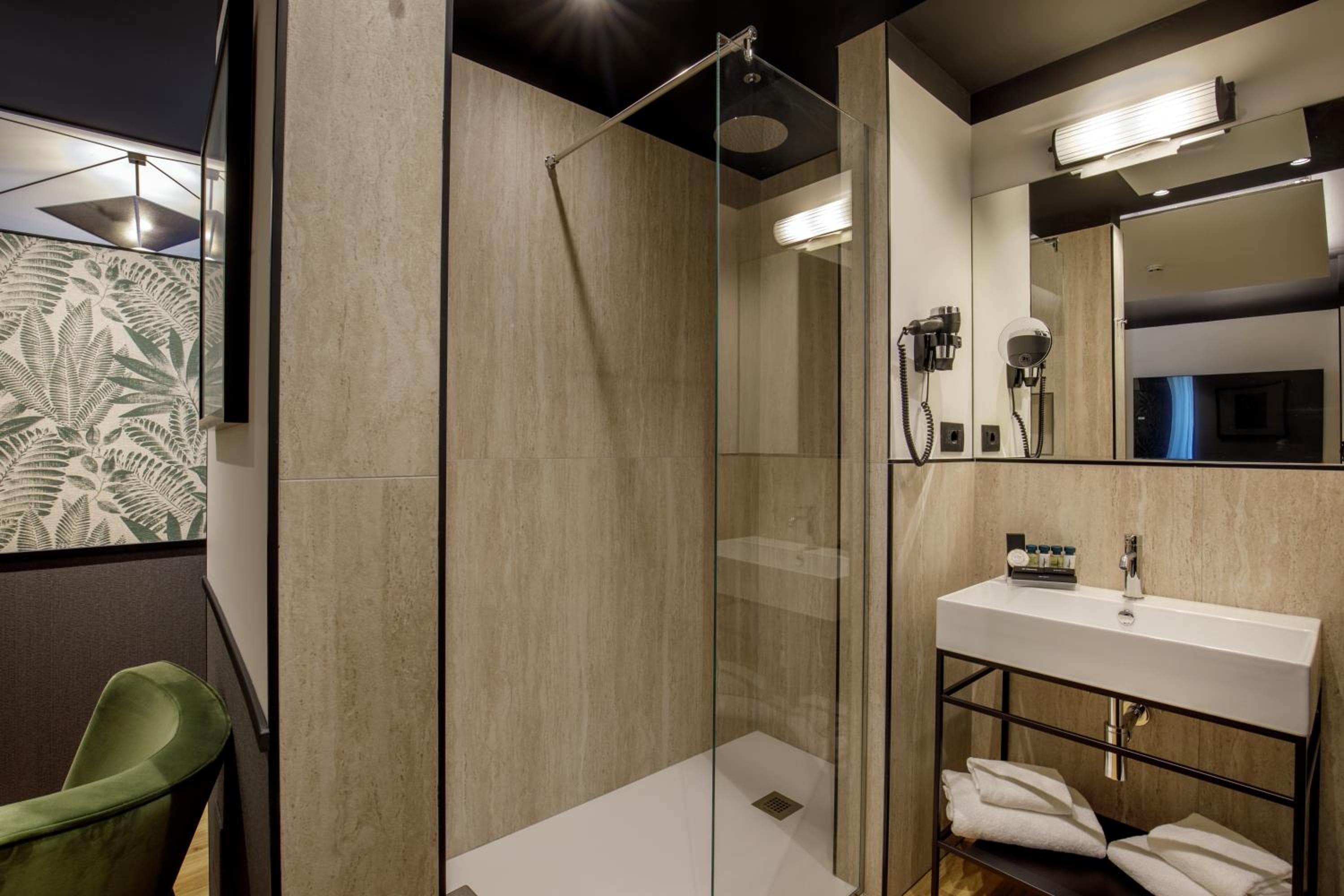 Hotel Domidea — 17