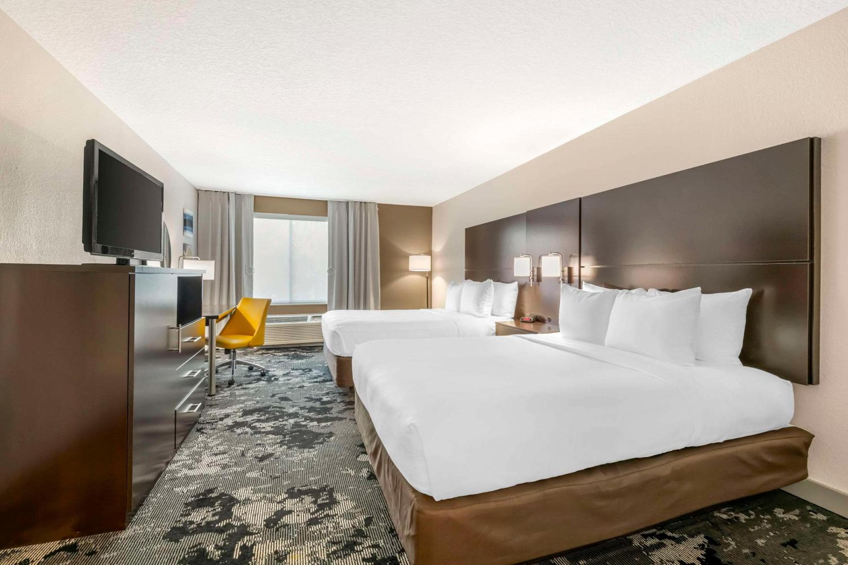 City Express by Marriott Orlando International Drive — 24