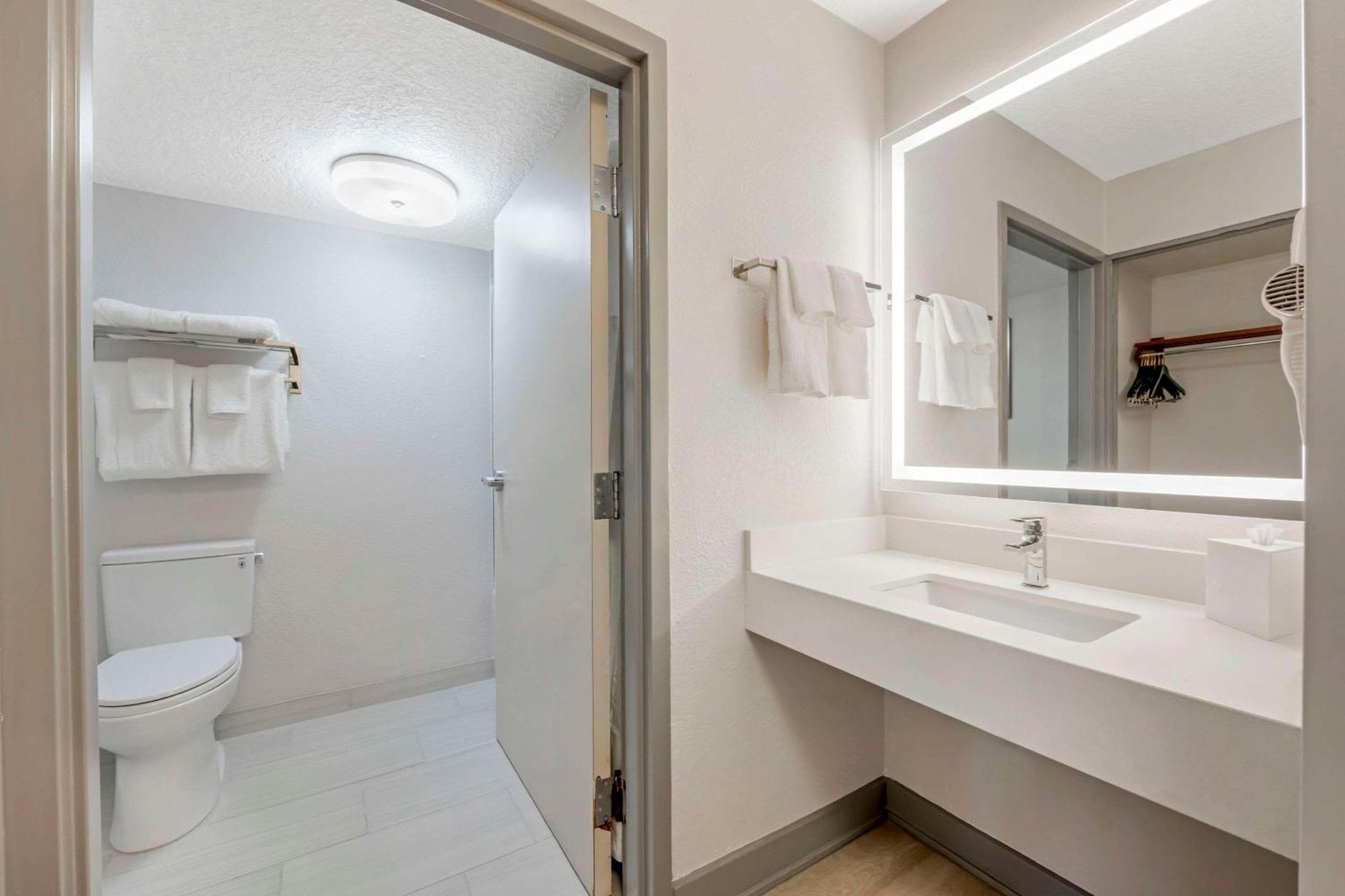 Comfort Inn & Suites in der Nähe des Universal Orlando Resort-Kongresszentrums — 6