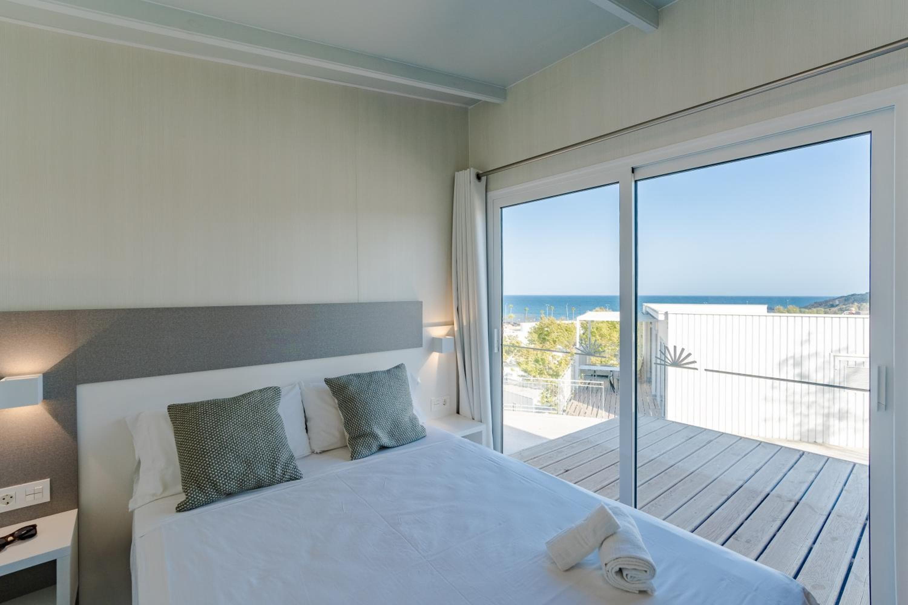 Costa del Sol Glamping Village — 10