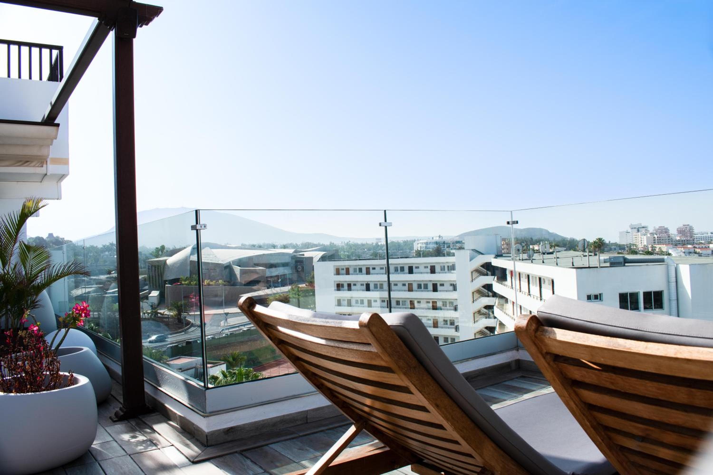 Coral Ocean View - Adults Only — 5