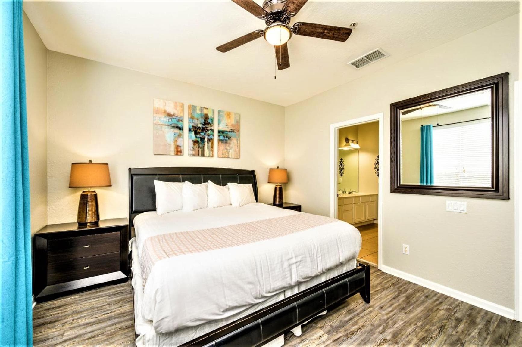 Vista Cay Resort by Millenium at Universal Blvd. — 24