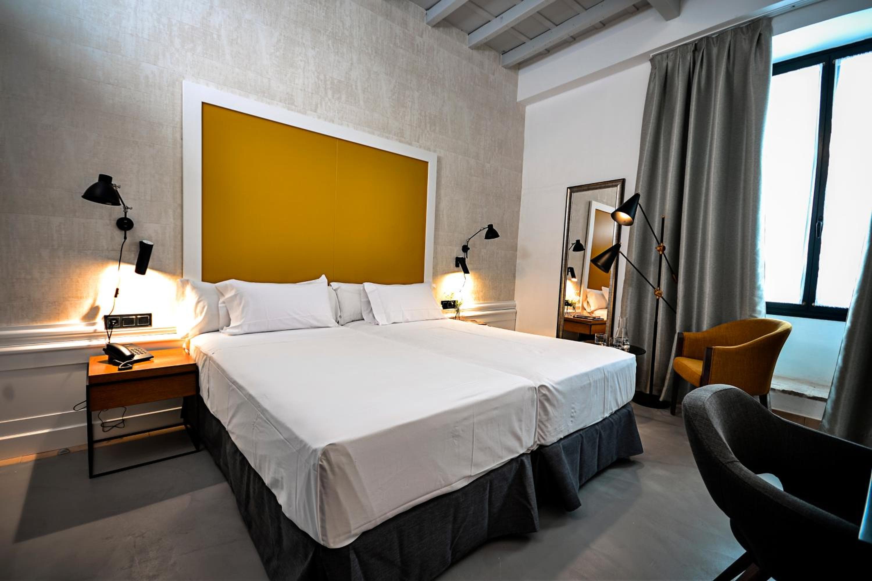 Hotel Legado Alcazar — 9