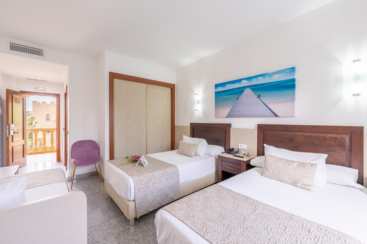 Hotel Plaza Del Castillo — 24