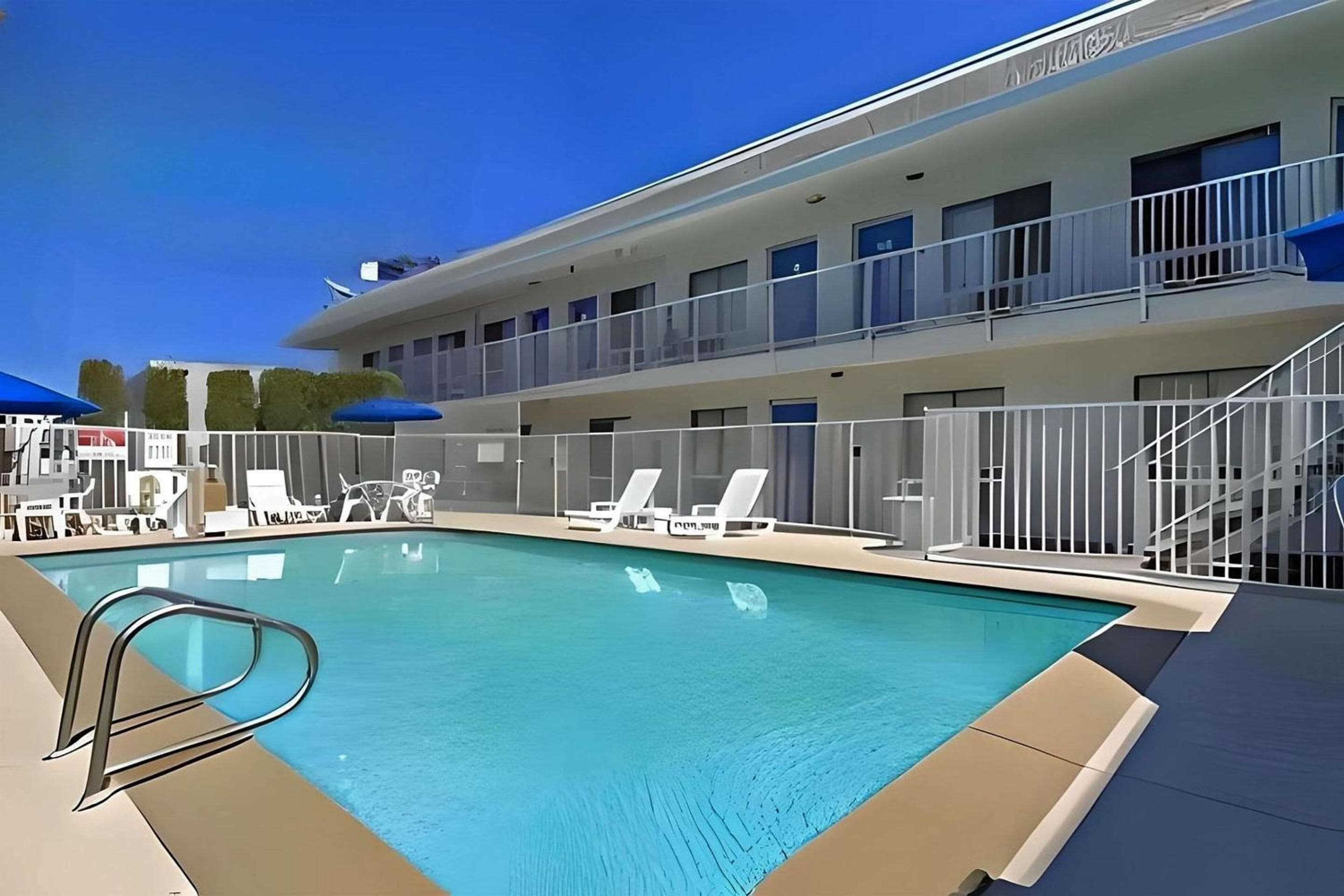 Park Inn by Radisson, Las Vegas I-15 — 6