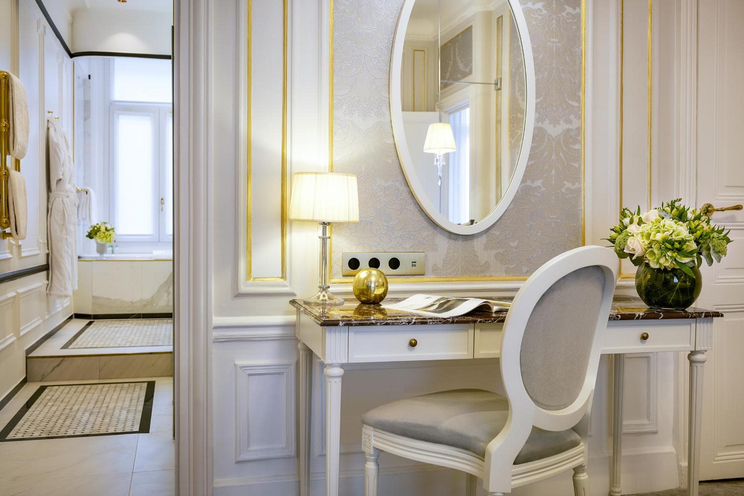 Hotel Westminster — 5