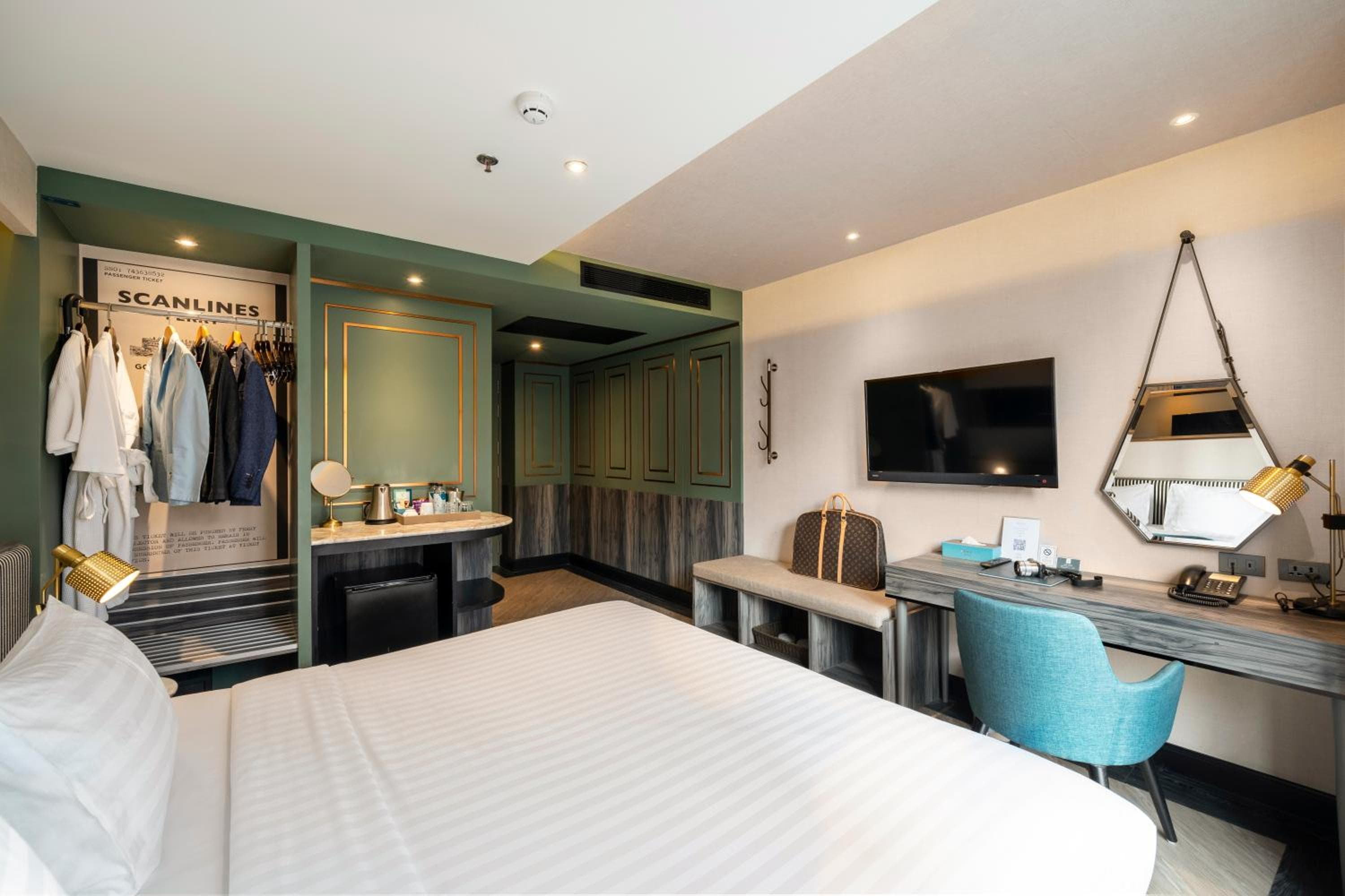 Vince Hotel Pratunam — 26