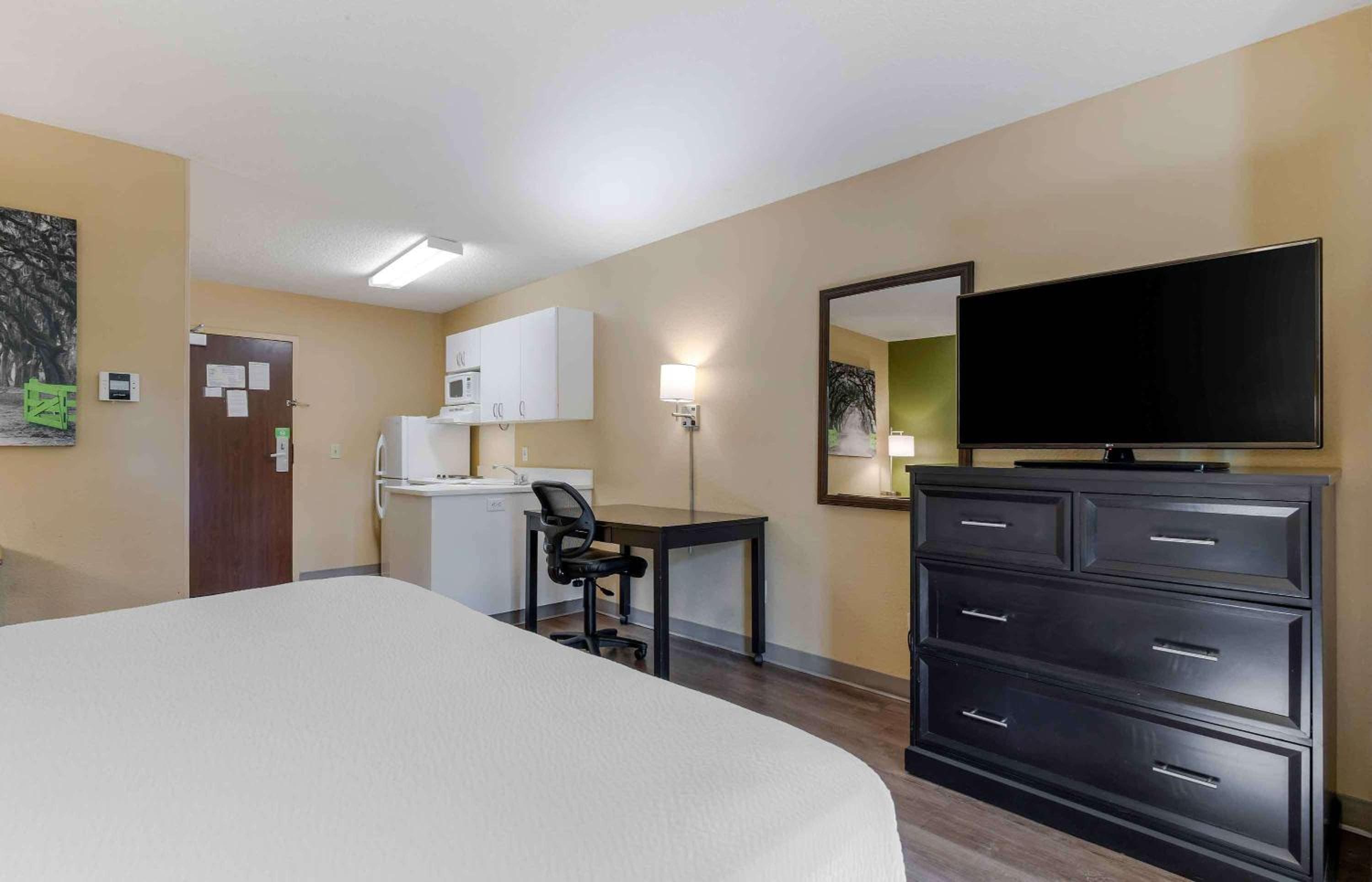 MainStay Suites Las Vegas Flamingo — 29
