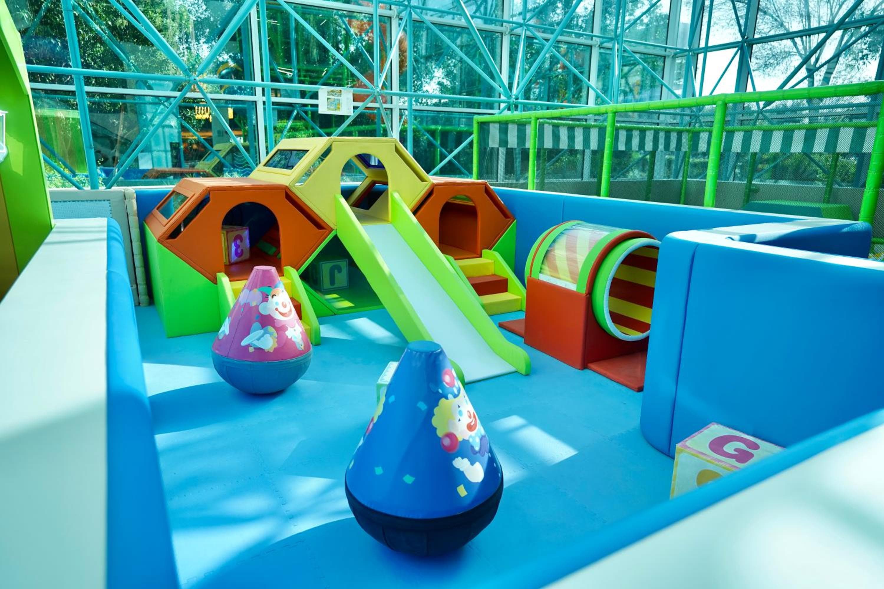Grand Hyatt Dubai Resort & Waterpark — 18