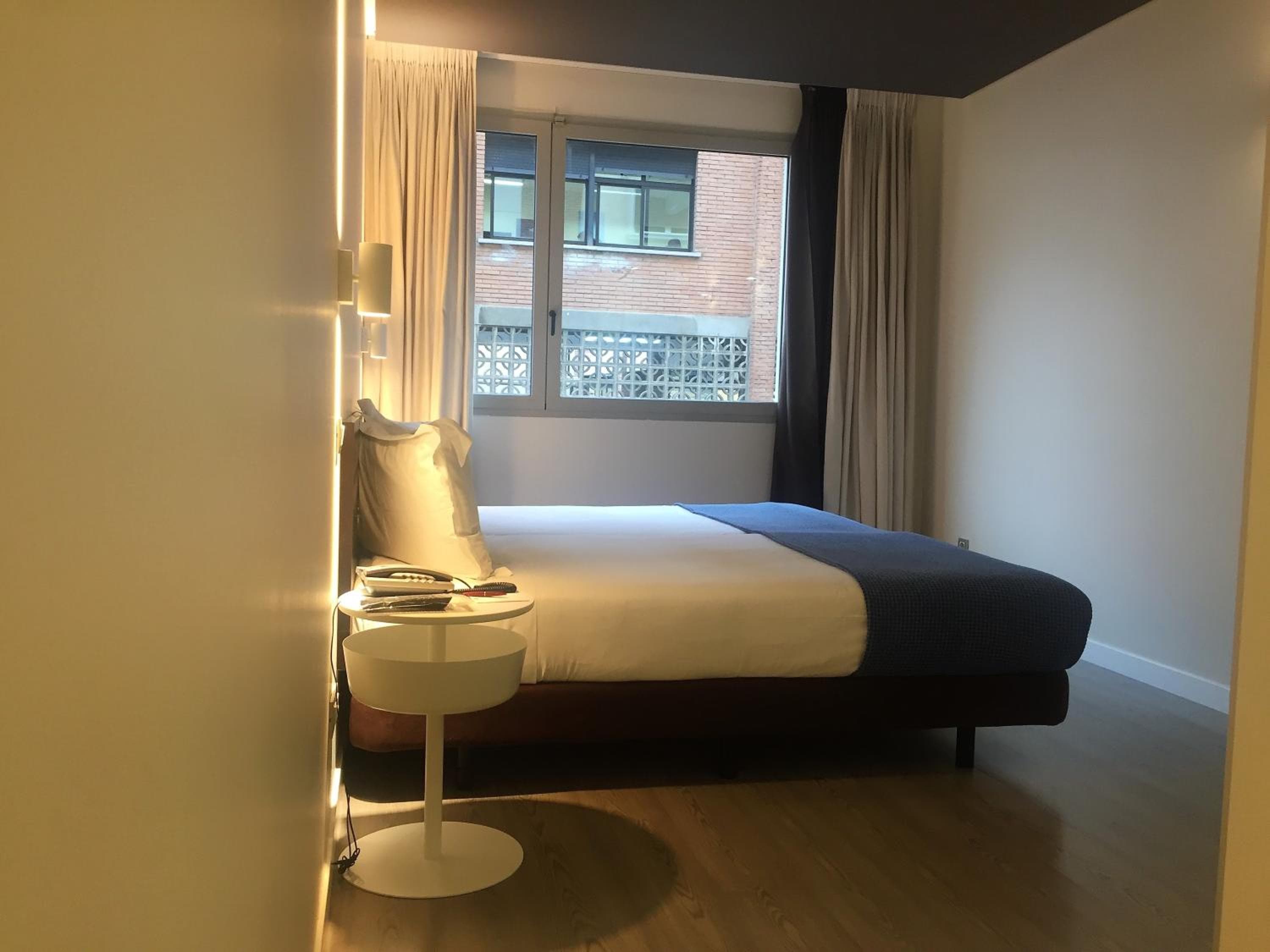 Suites Viena Plaza de España — 5