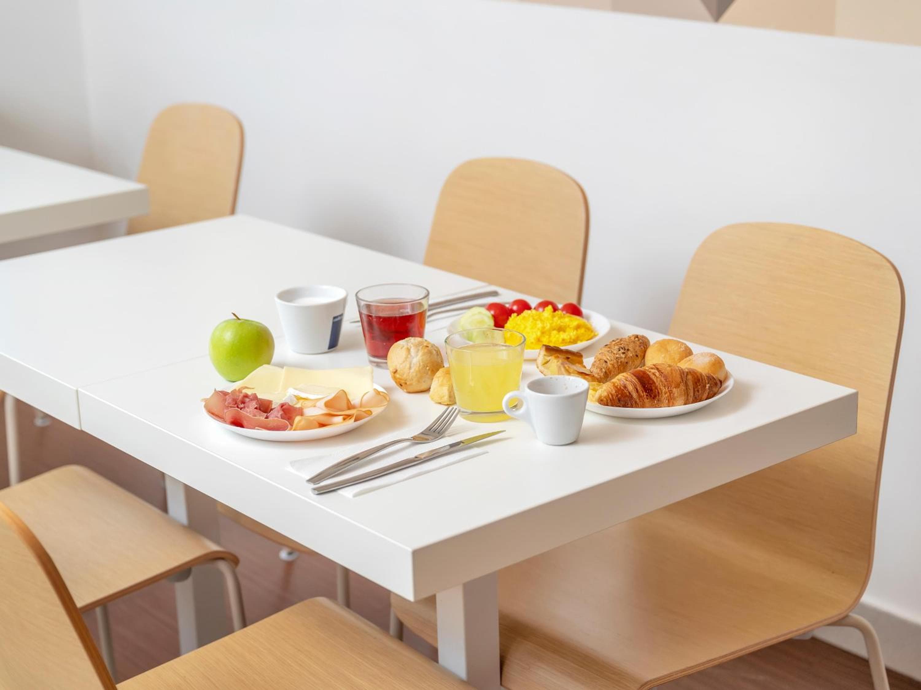 B&B Hotel Milano Cenisio Garibaldi — 8