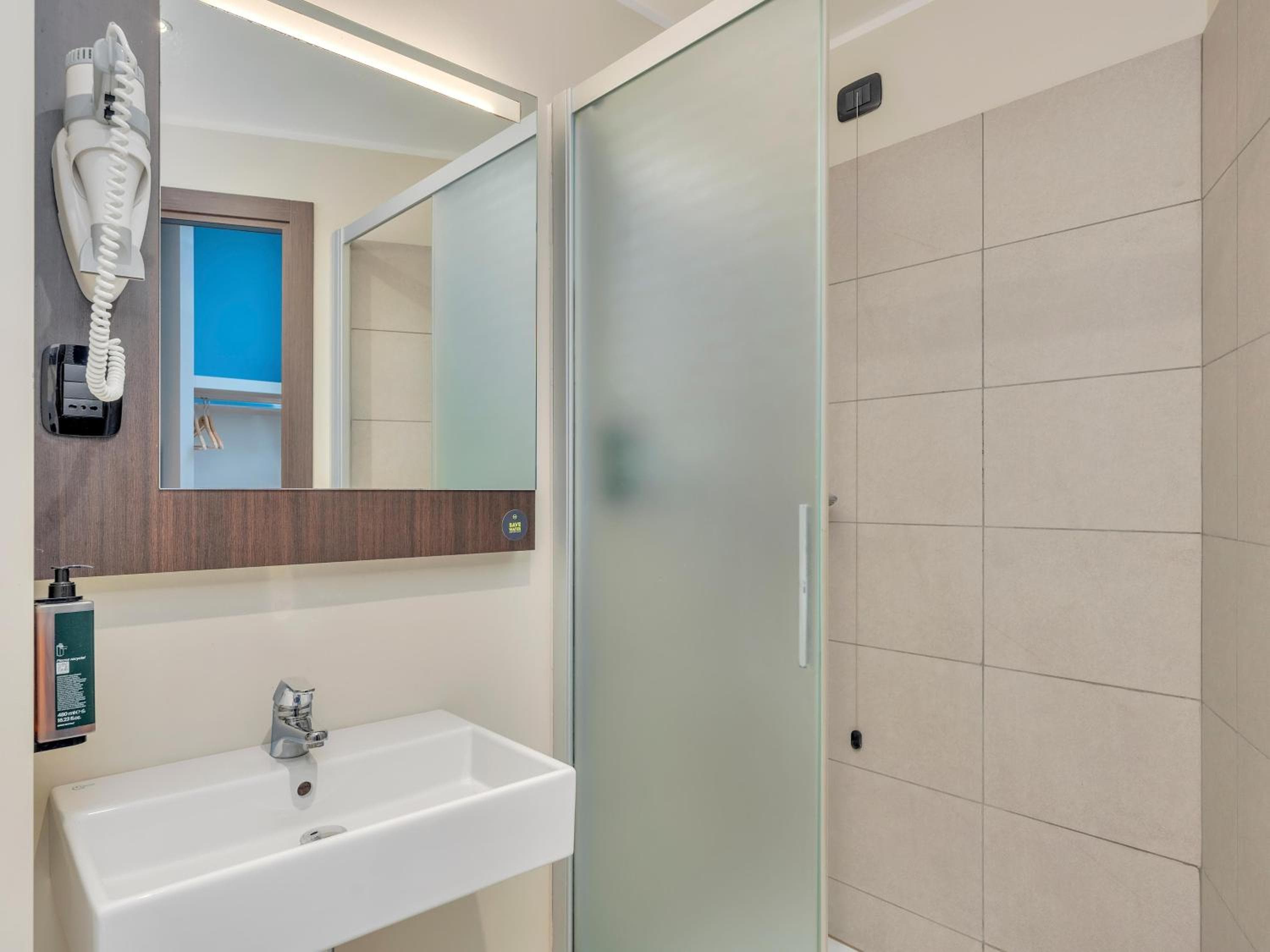 B&B Hotel Milano Cenisio Garibaldi — 18