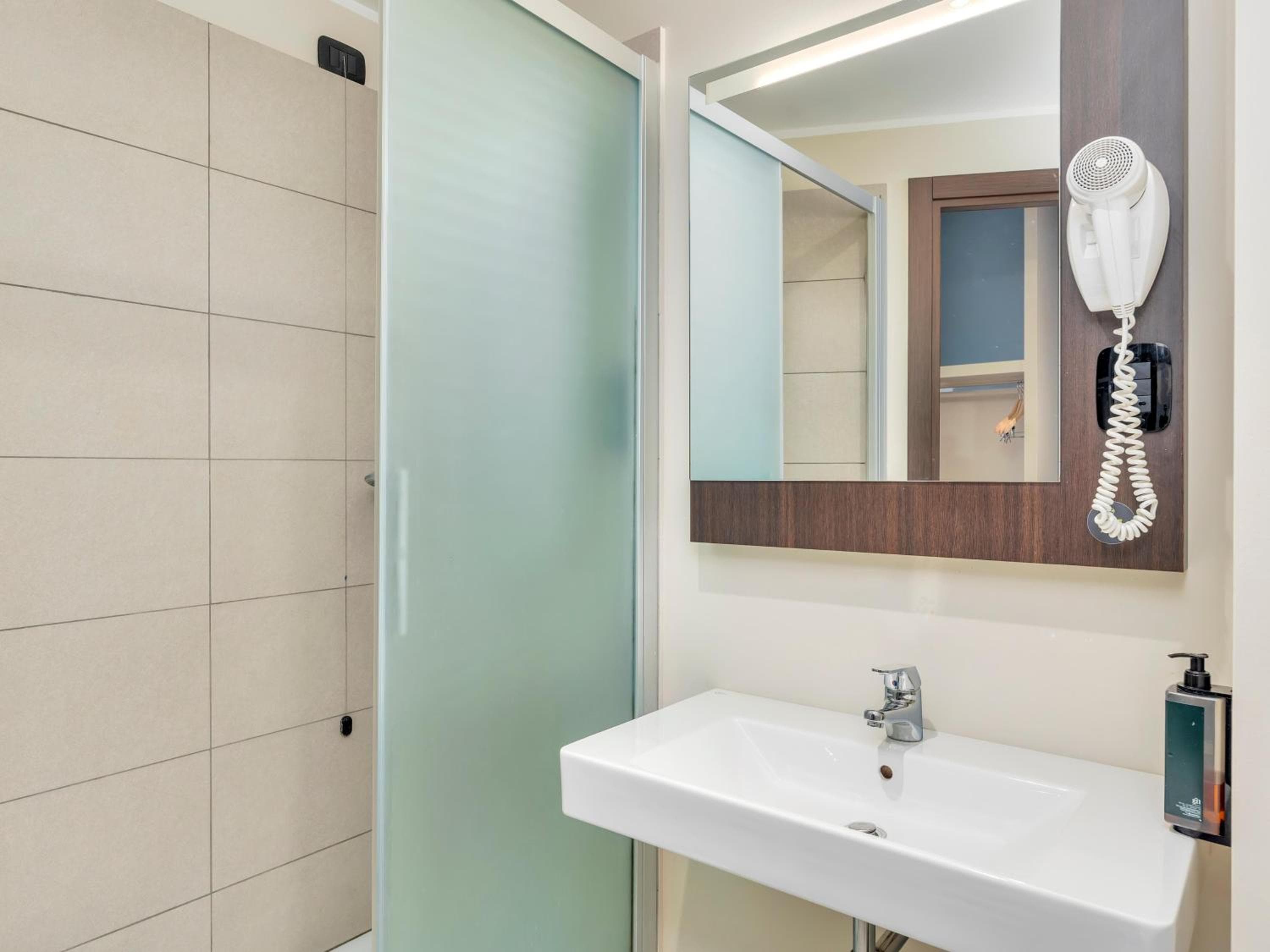 B&B Hotel Milano Cenisio Garibaldi — 25