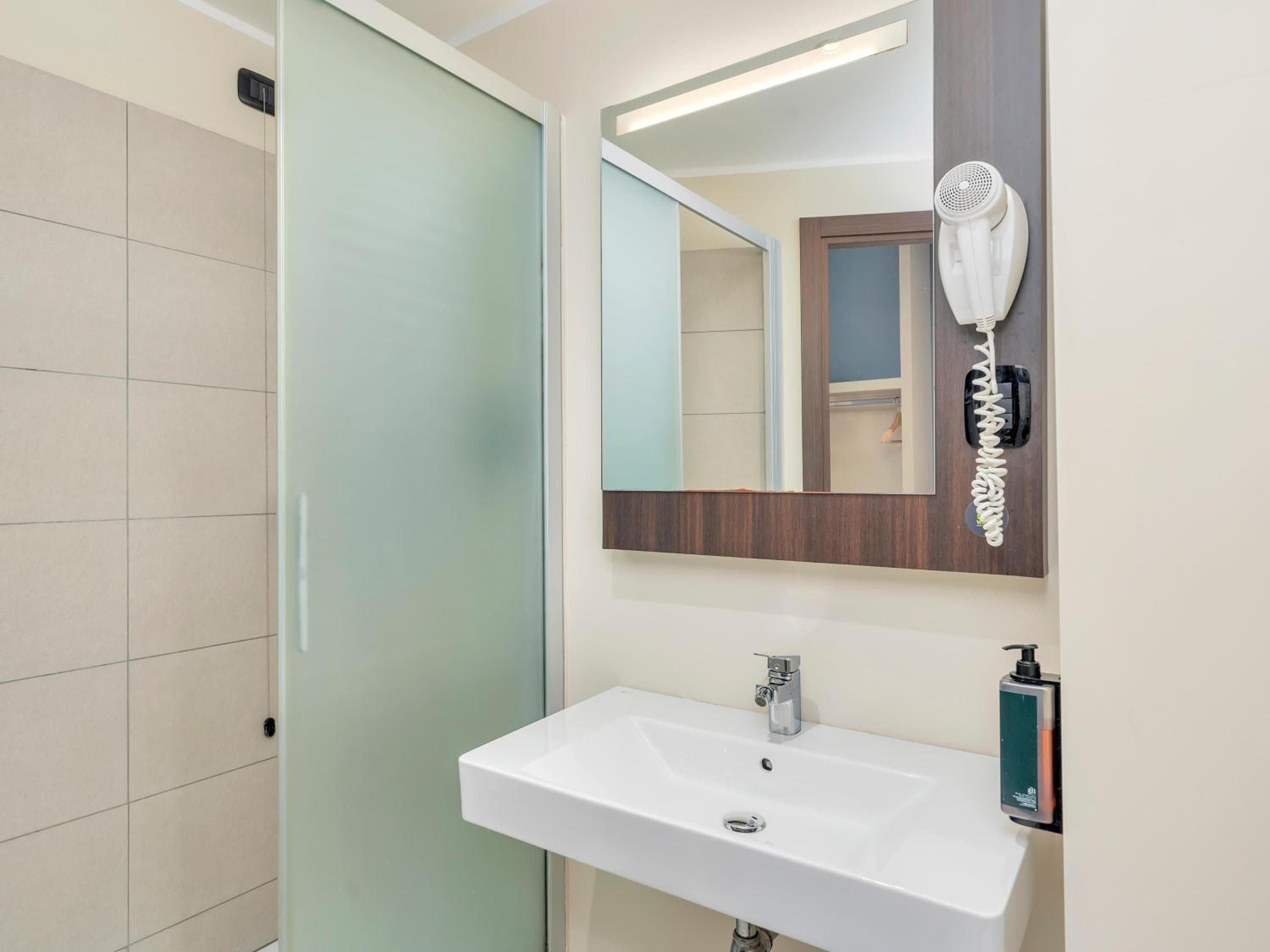 B&B Hotel Milano Cenisio Garibaldi — 22