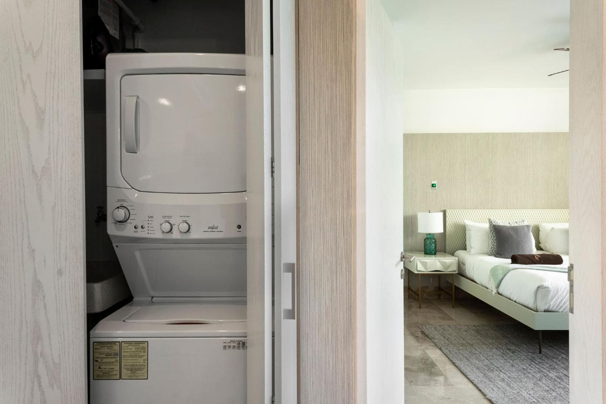 Oceana Luxury Apartment Walk to Beach and Day Club — 20