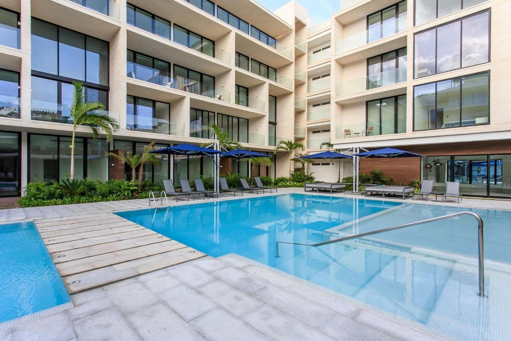 Oceana Luxury Apartment Walk to Beach and Day Club — 18