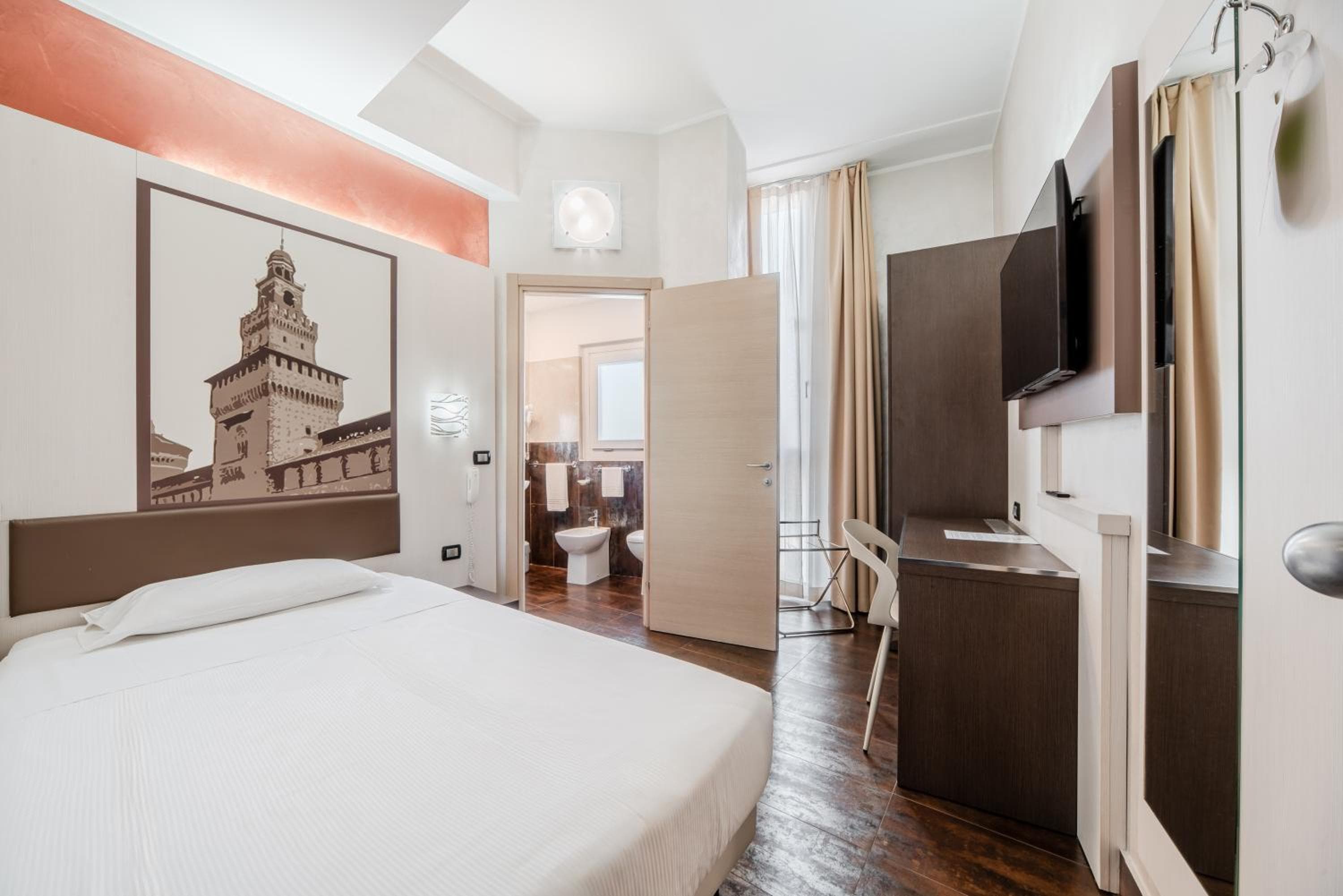 Hotel Milano Navigli — 12