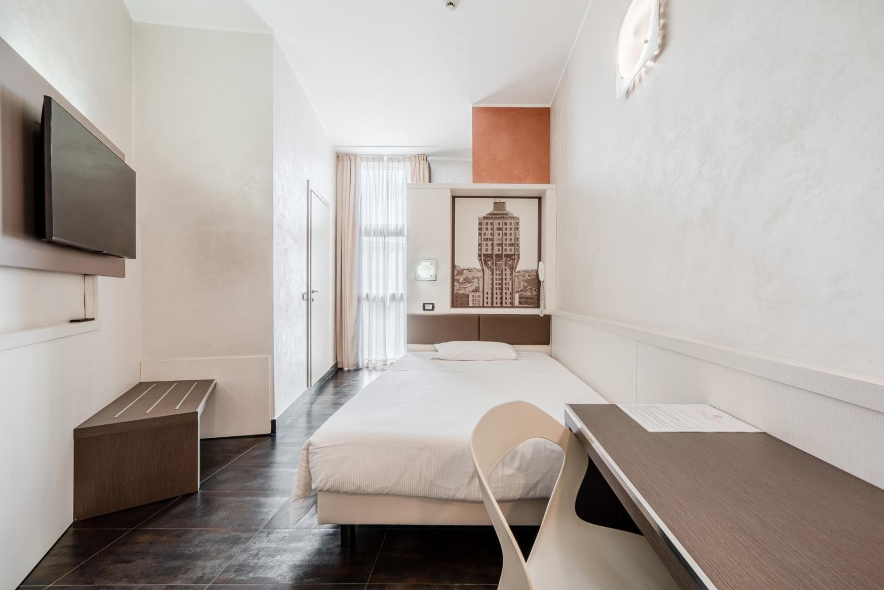 Hotel Milano Navigli — 13
