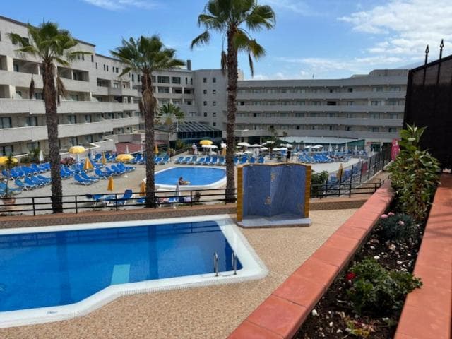 Playa Jardin Terrassenwohnung mit Pool , 100 Meter zum Strand — 1