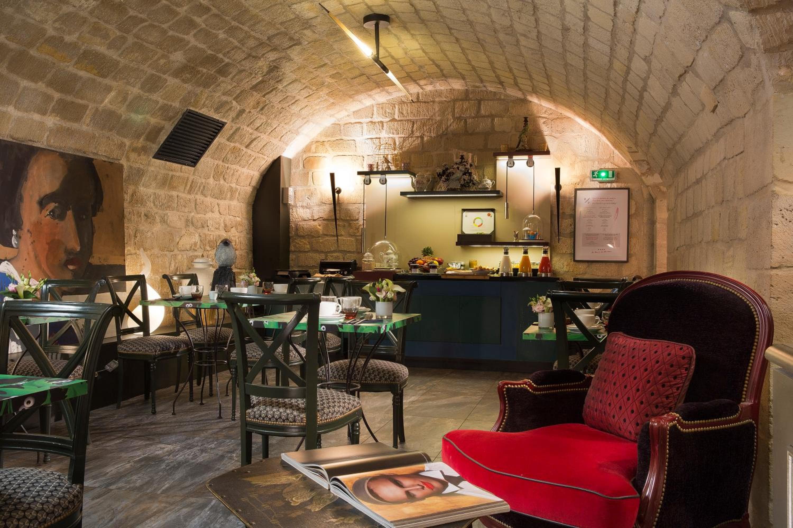Hotel Les Dames du Panthéon — 11