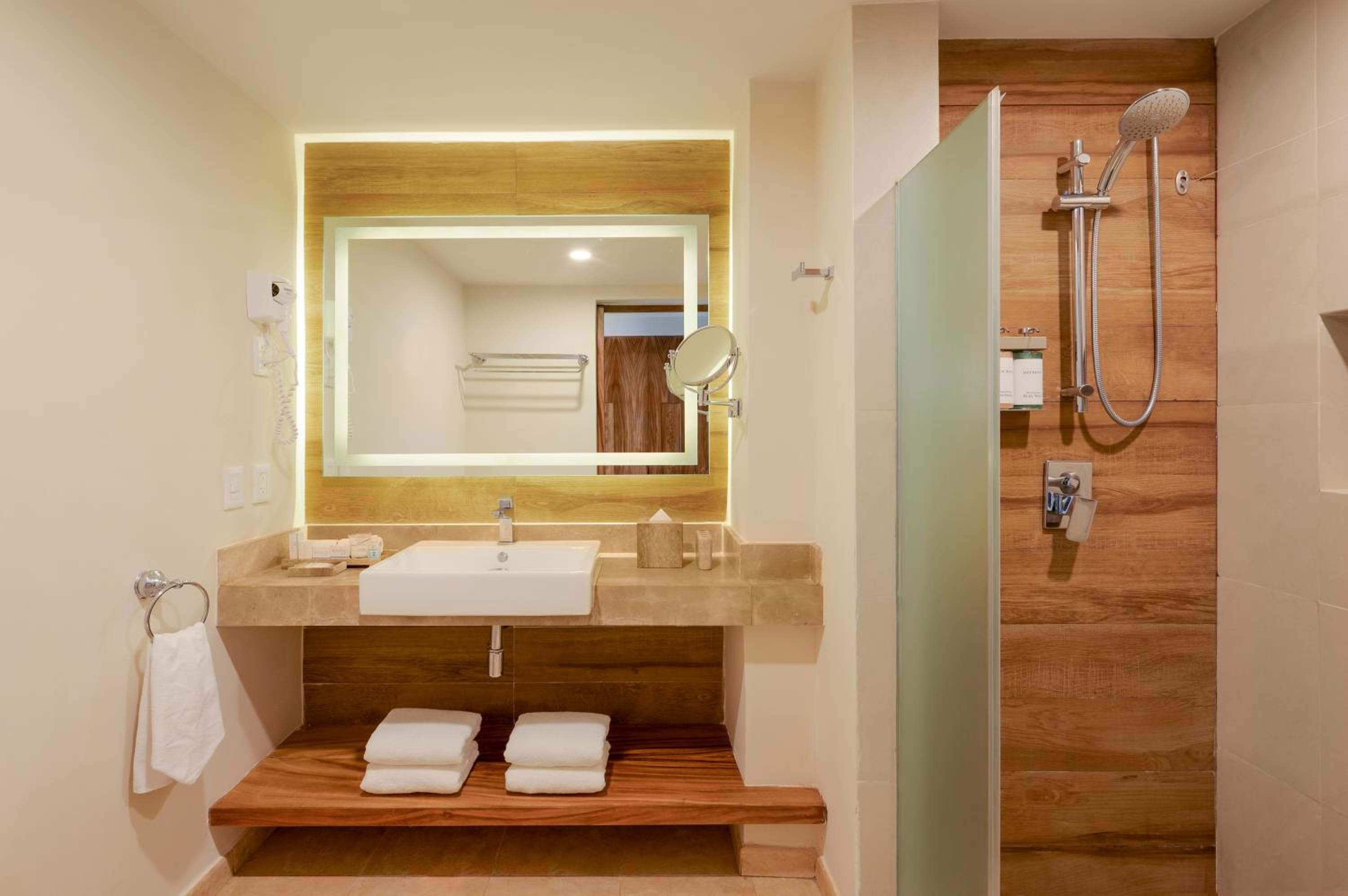 GR Solaris Cancun - All Inclusive — 2