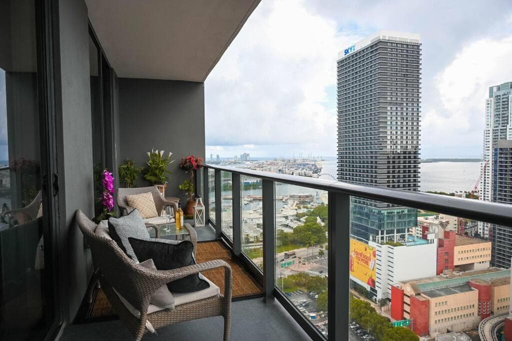 Miami Luxe Sky 27 Skyline View Stunning Water & City Lights View, Resort Pool,Gym,Spa Restaurants — 12