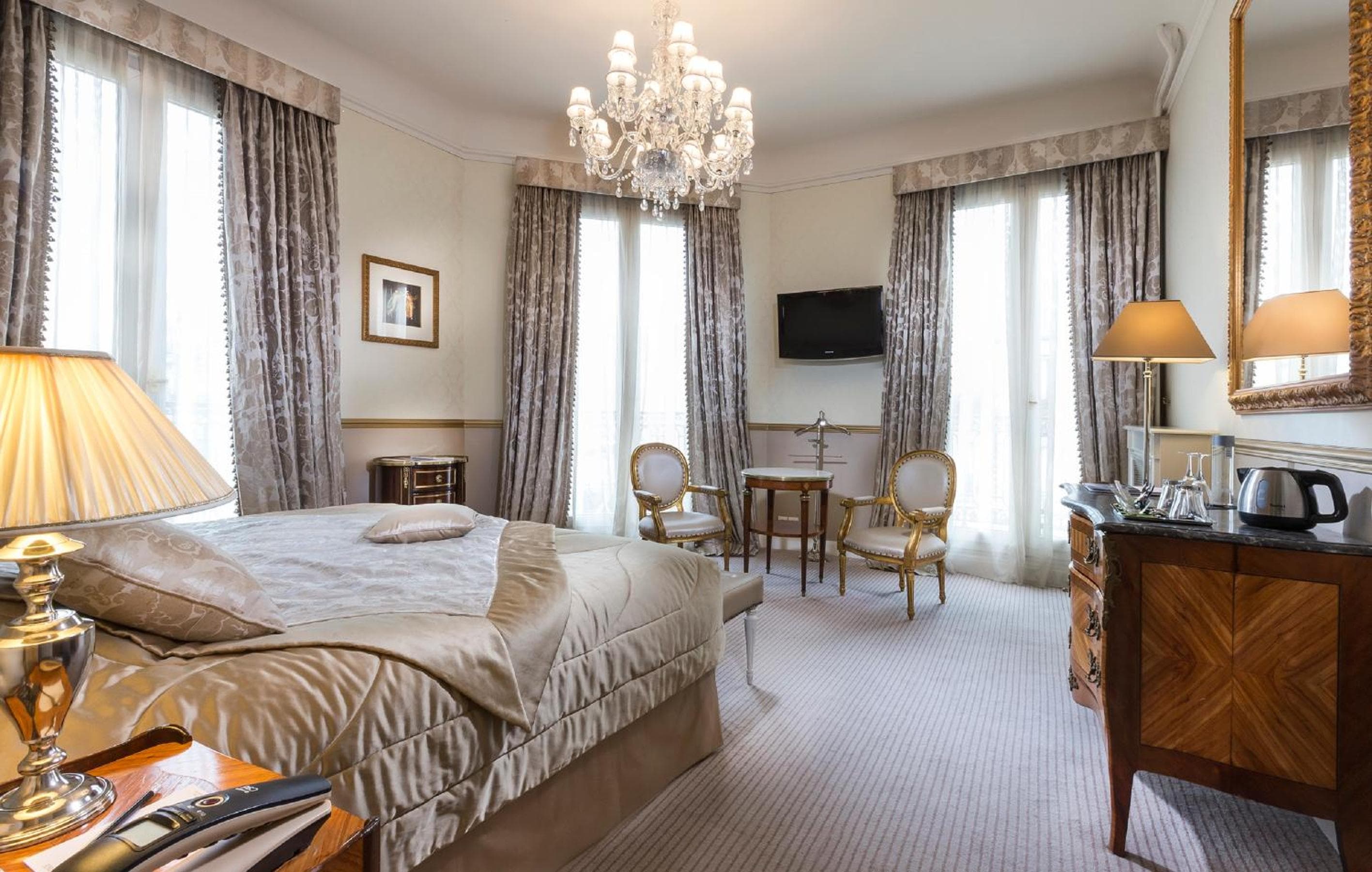 Hotel Claridge París — 25