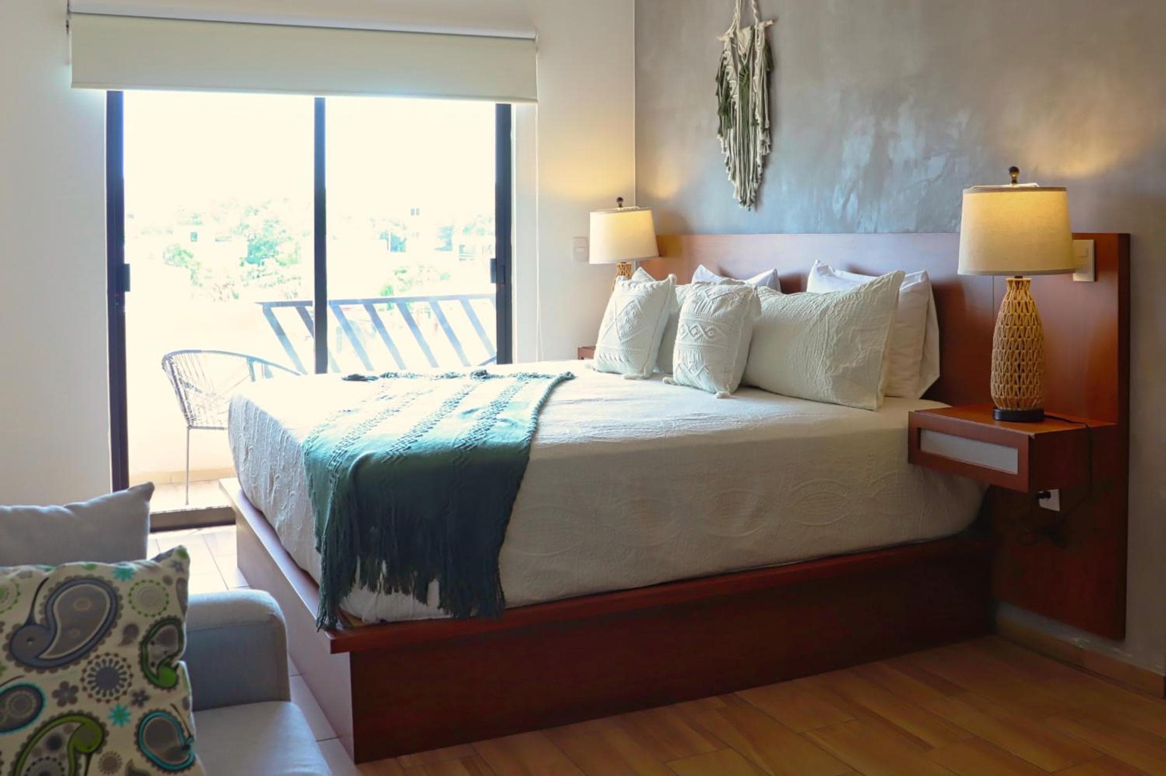 Sunset Kin Beach Apartments — 16