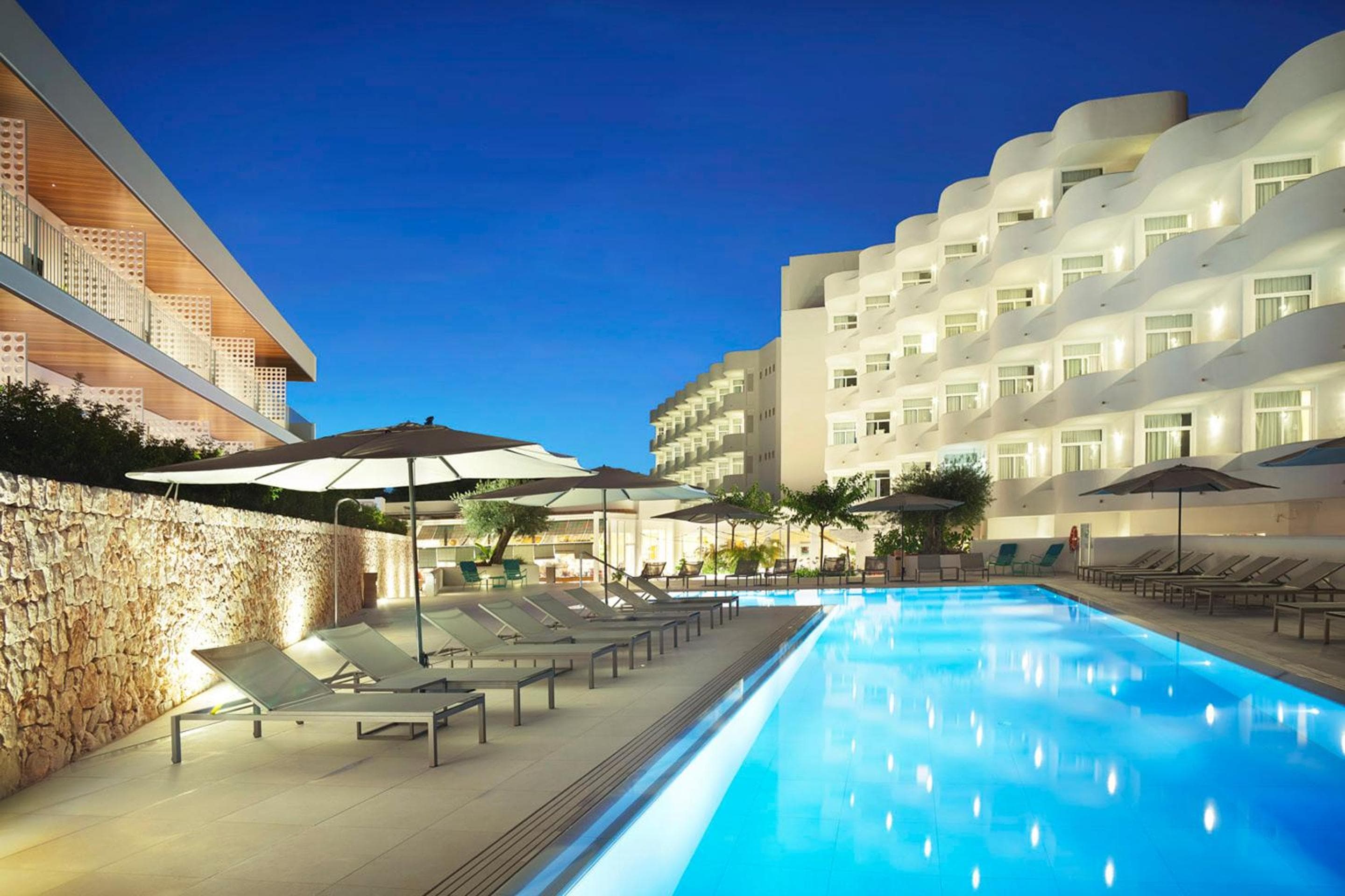 Inturotel Cala Esmeralda Beach Hotel & Spa - Adults Only — 8
