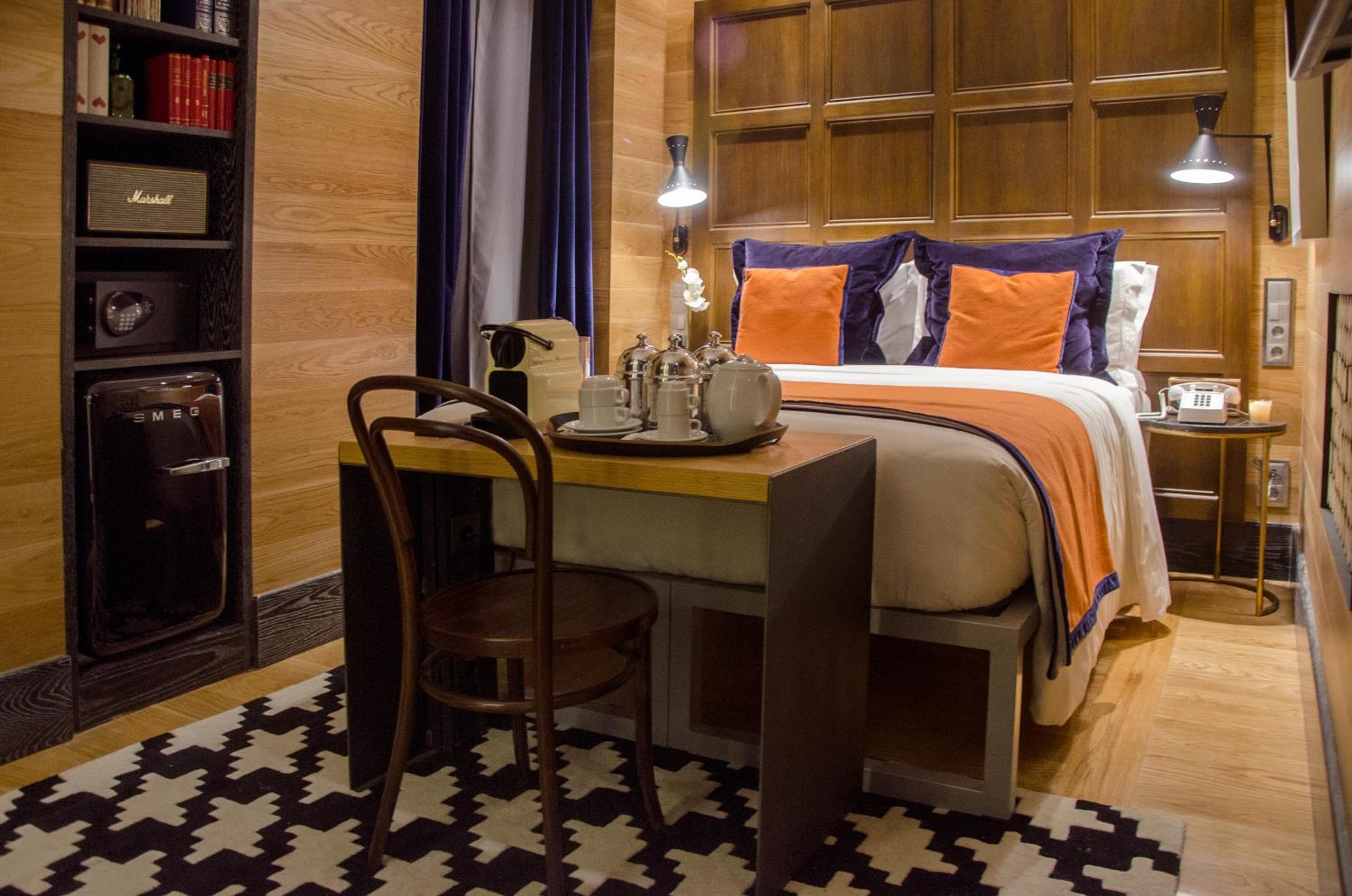 Browns Hotel Centrale — 6
