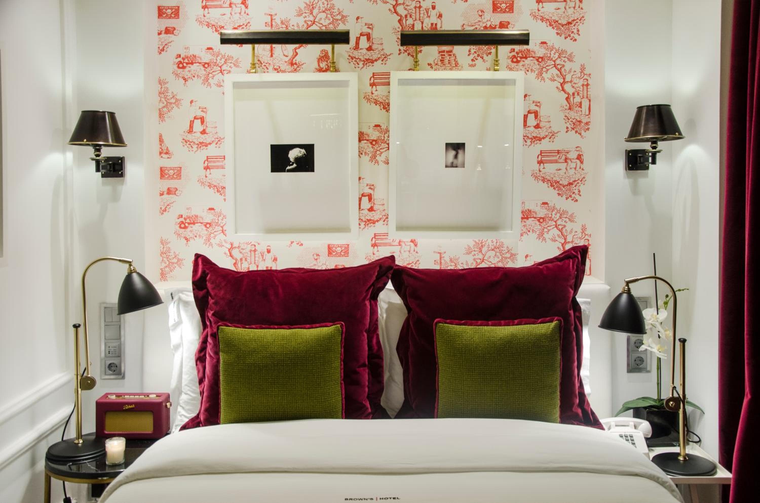 Browns Central Hotel — 4